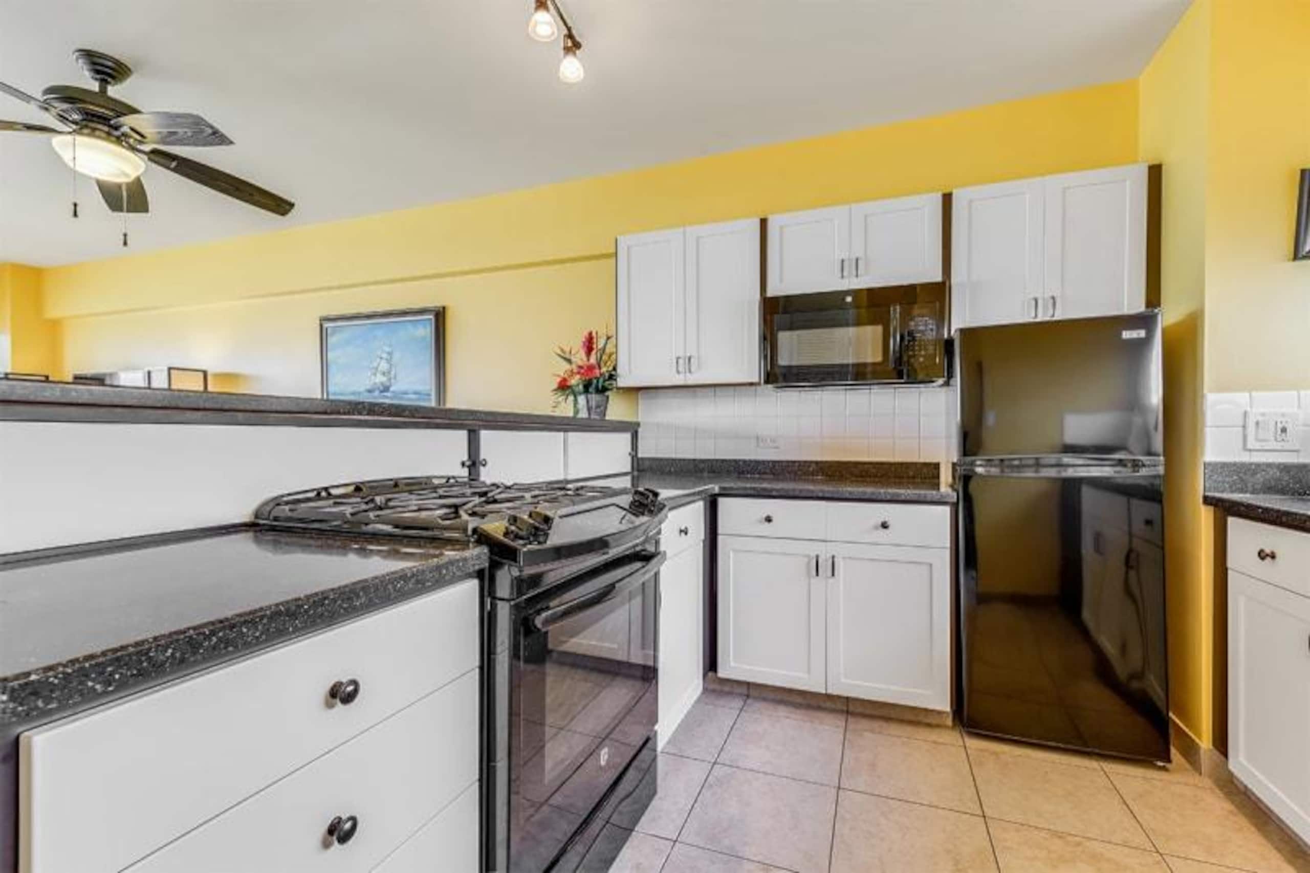 Condo in Honolulu · ★4.5 · 1 bedroom · 1 bed · 1 private bath - Image 5