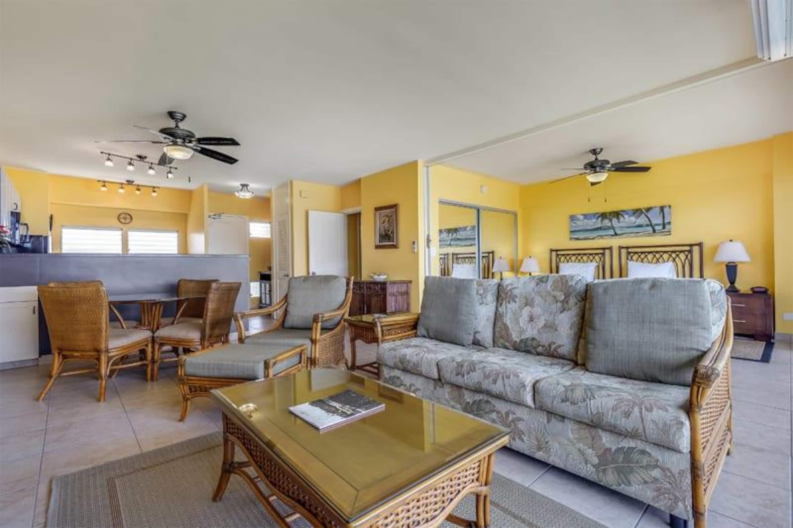 Condo in Honolulu · ★4.5 · 1 bedroom · 1 bed · 1 private bath - Image 3