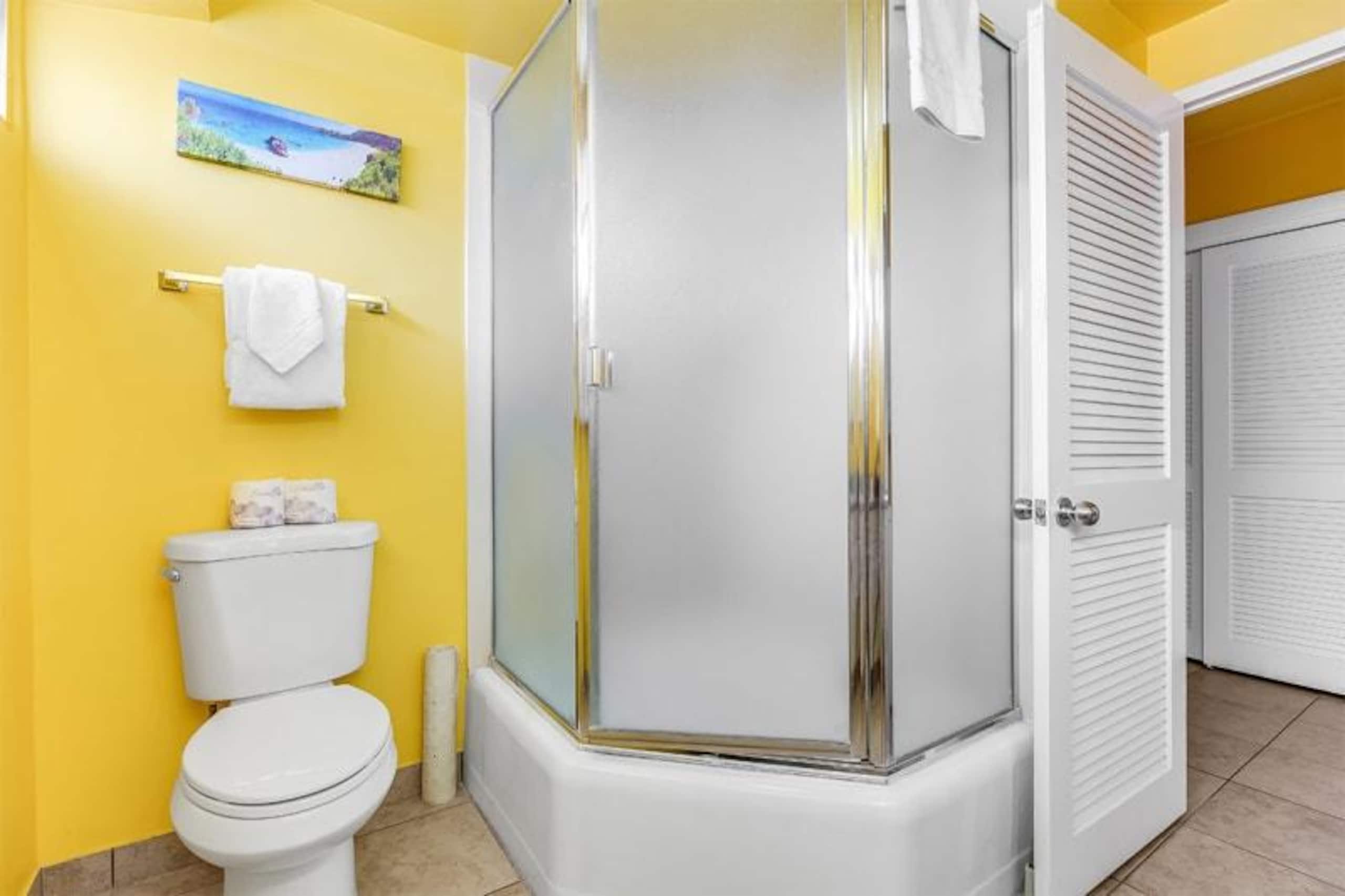 Condo in Honolulu · ★4.5 · 1 bedroom · 1 bed · 1 private bath - Image 11