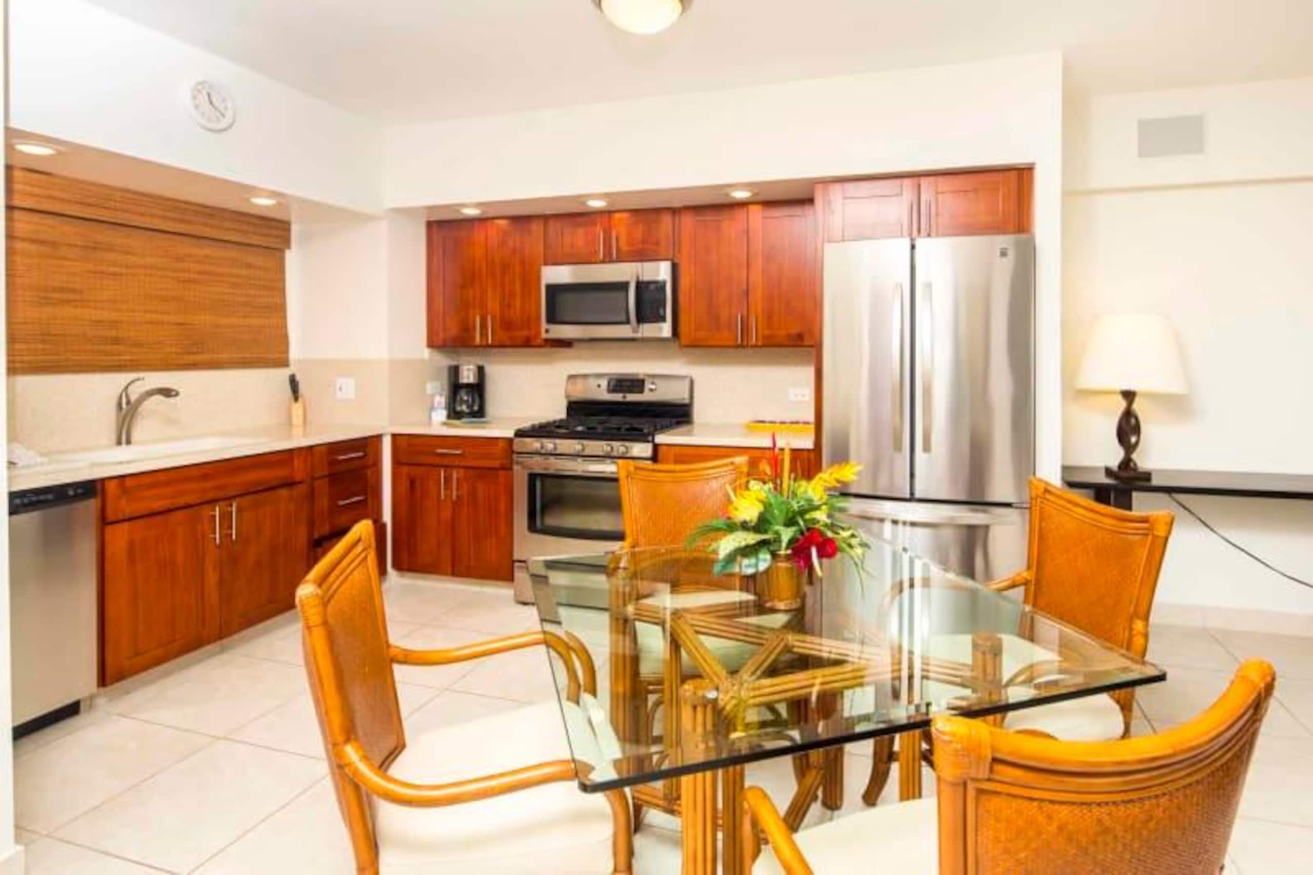 Condo in Honolulu · ★4.5 · 1 bedroom · 1 bed · 1 private bath - Image 5