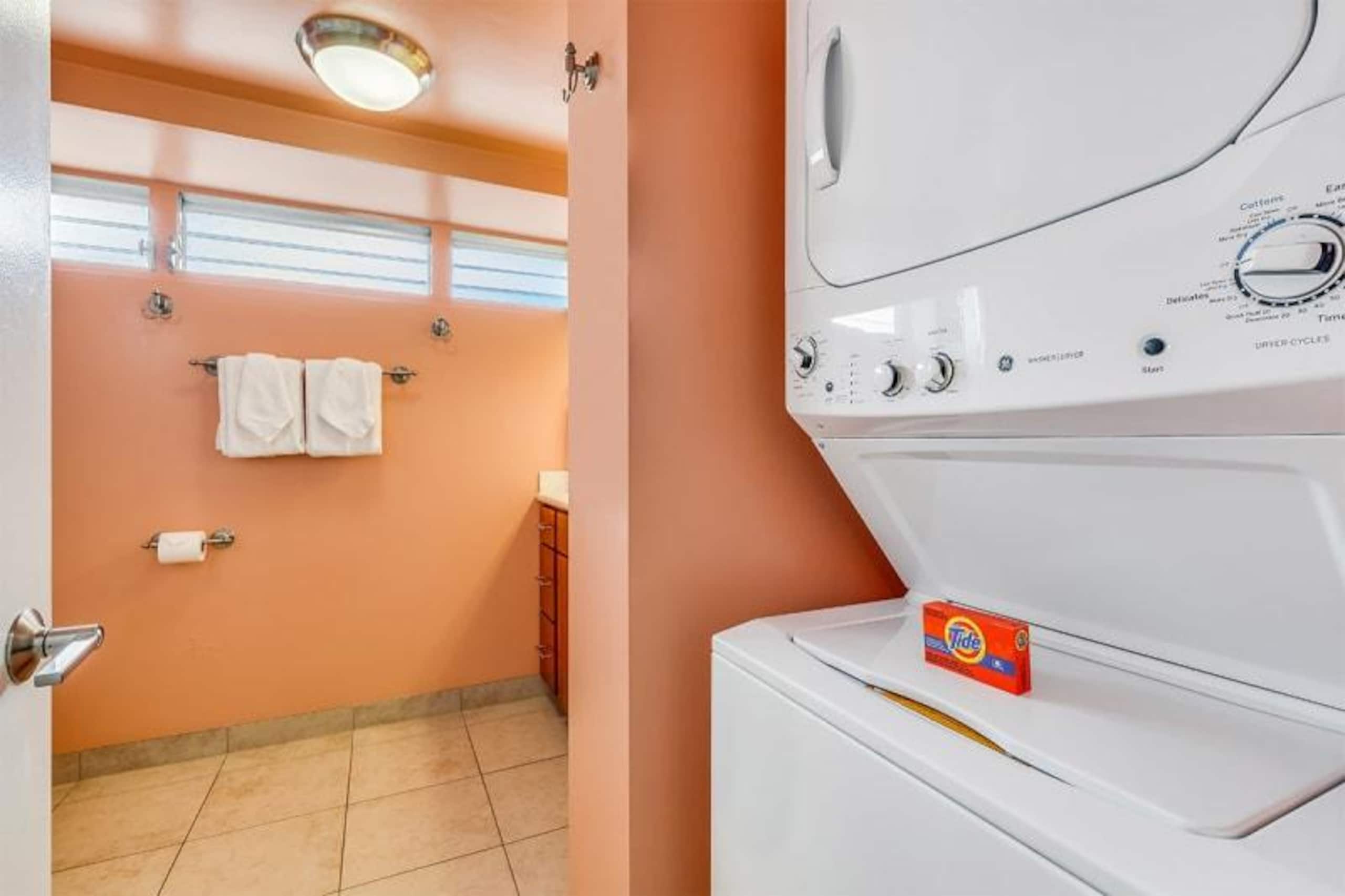 Condo in Honolulu · ★4.89 · 1 bedroom · 1 bed · 1 shared bath - Image 15