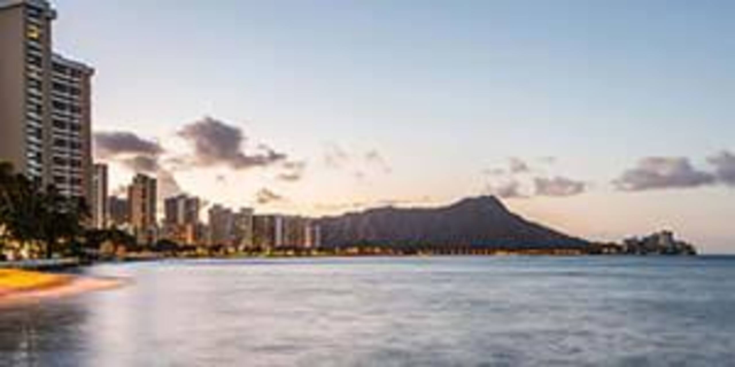 Condo in Honolulu · ★4.89 · 1 bedroom · 1 bed · 1 shared bath - Image 24