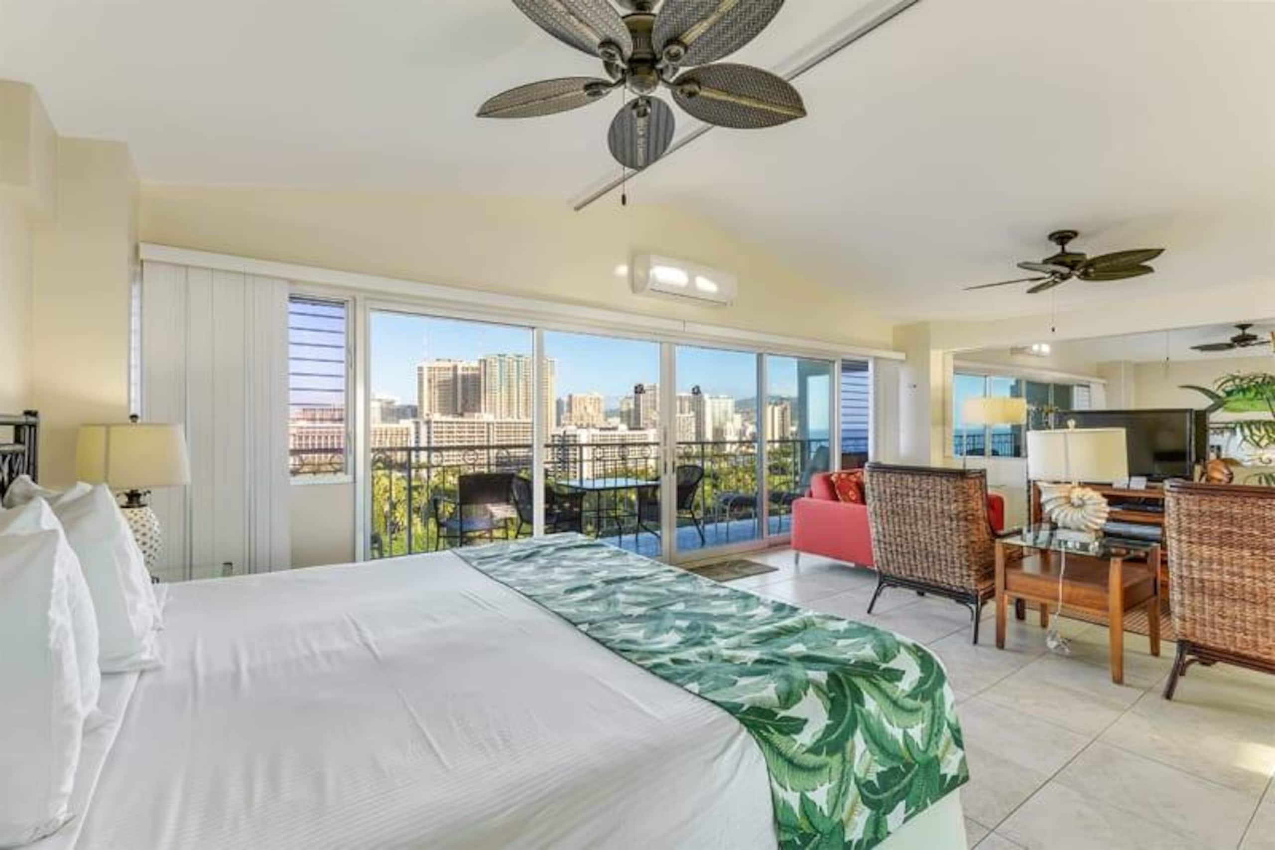Condo in Honolulu · ★5.0 · 1 bedroom · 1 bed · 1 shared bath - Image 9