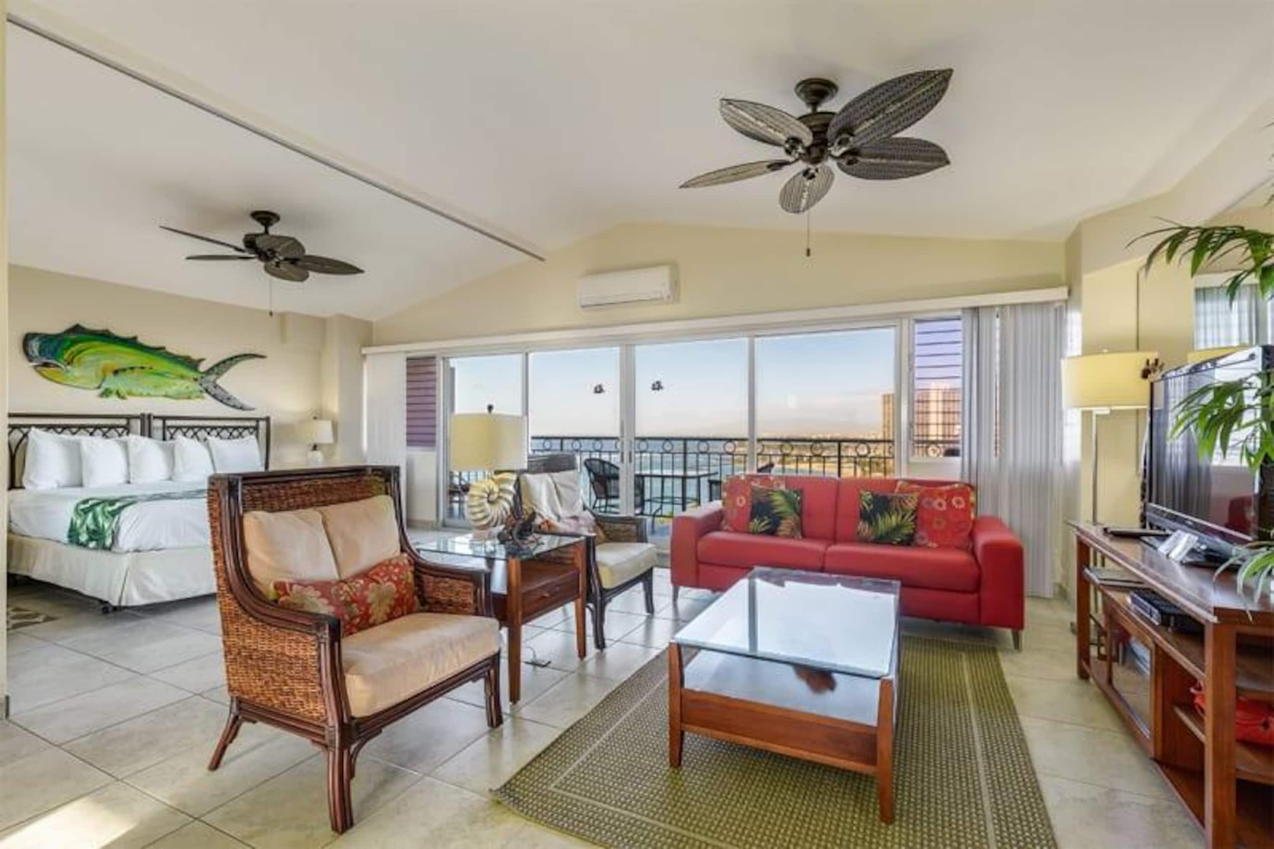 Condo in Honolulu · ★5.0 · 1 bedroom · 1 bed · 1 shared bath - Image 1
