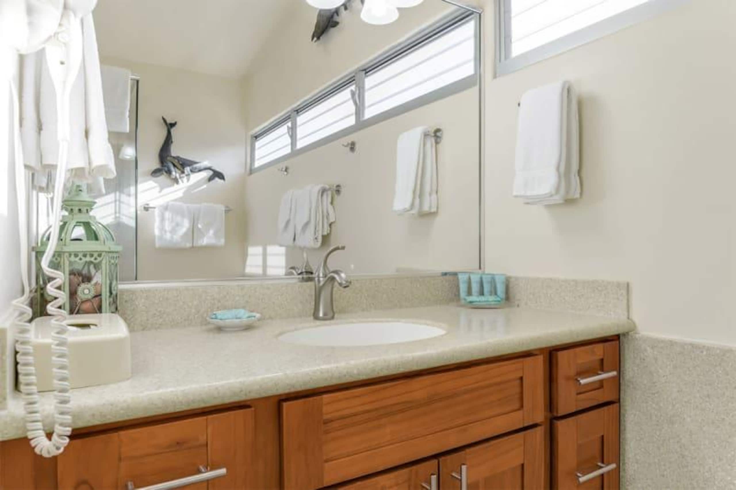 Condo in Honolulu · ★5.0 · 1 bedroom · 1 bed · 1 shared bath - Image 11