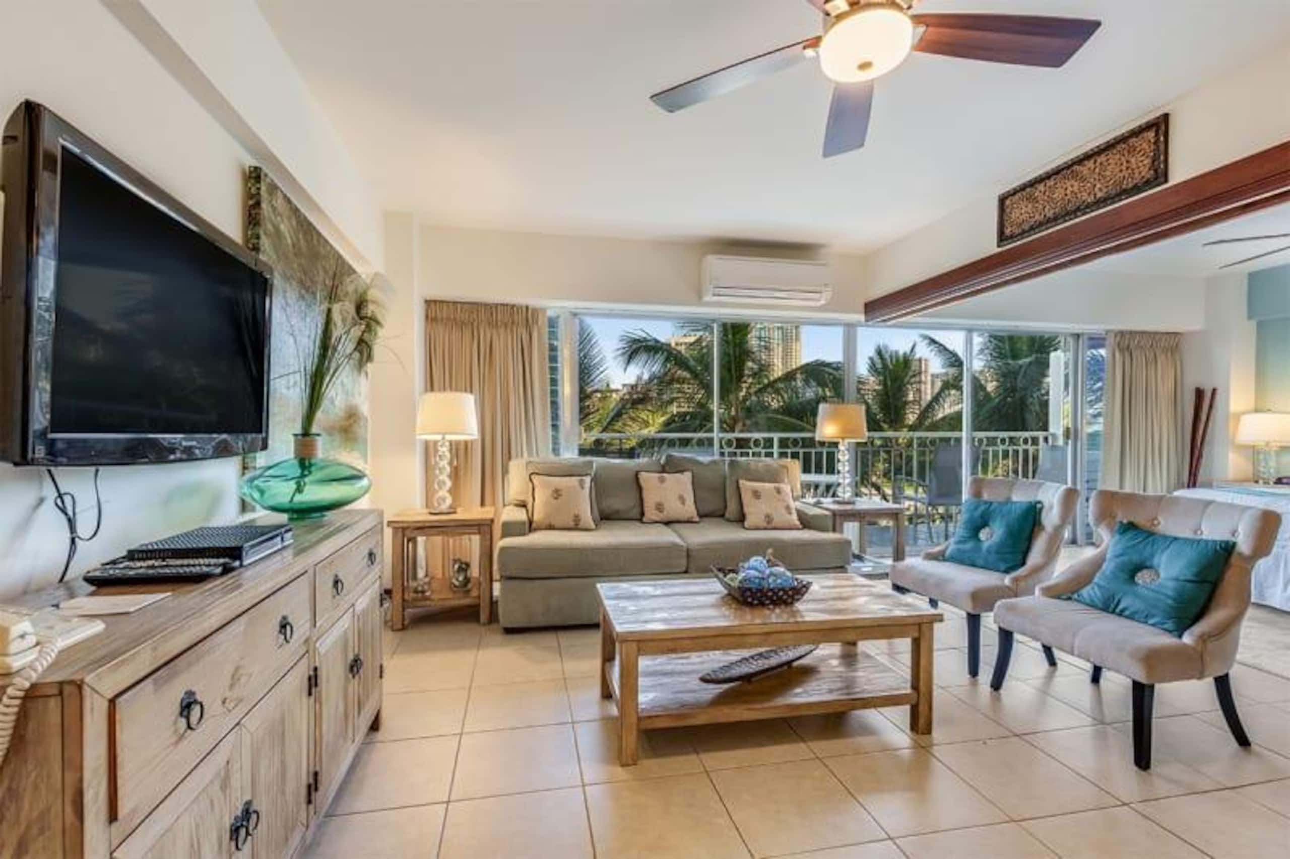 Condo in Honolulu · ★4.63 · 1 bedroom · 1 bed · 1 shared bath - Image 4