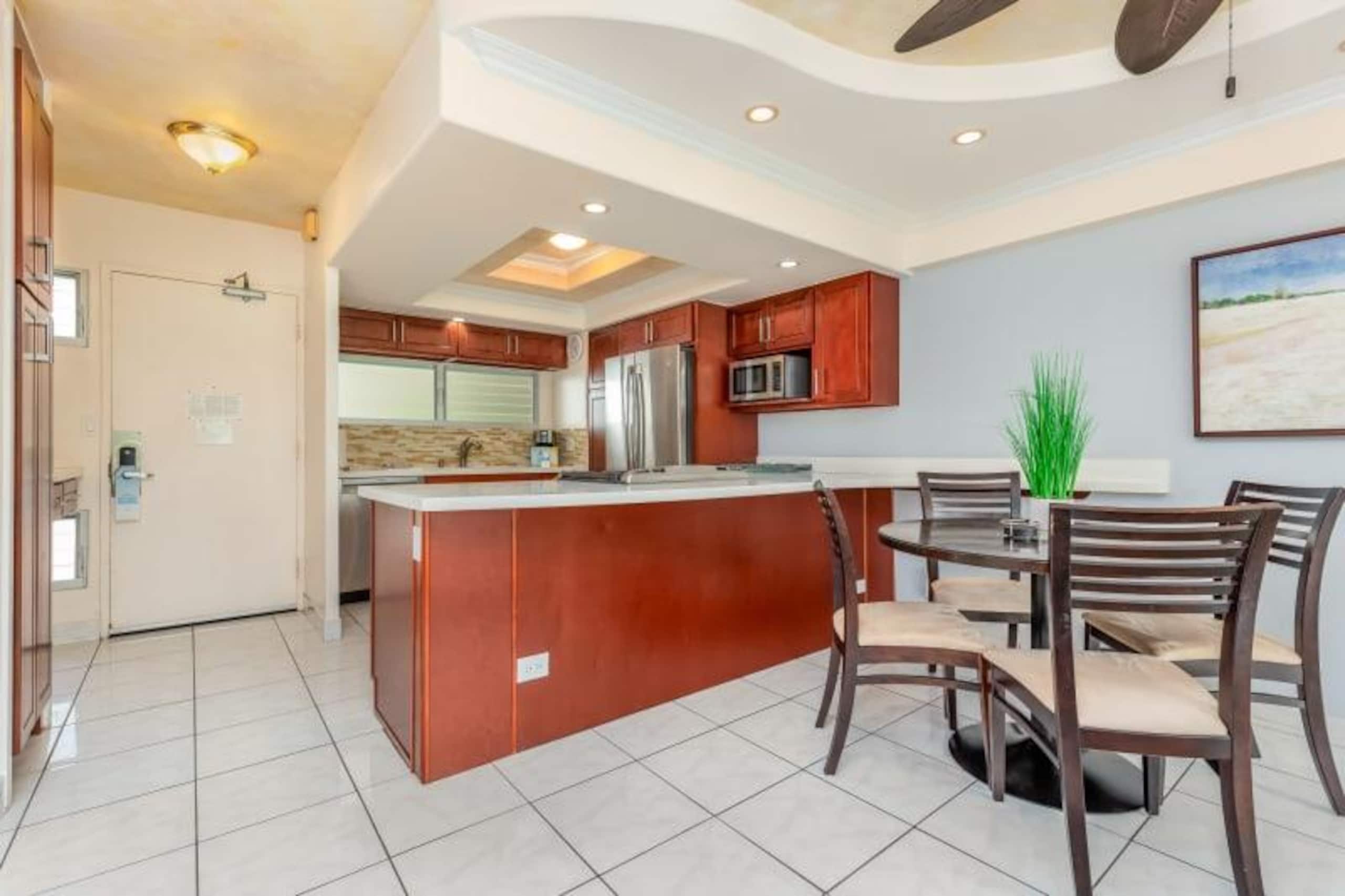Condo in Honolulu · ★4.83 · 1 bedroom · 1 bed · 1 shared bath - Image 7