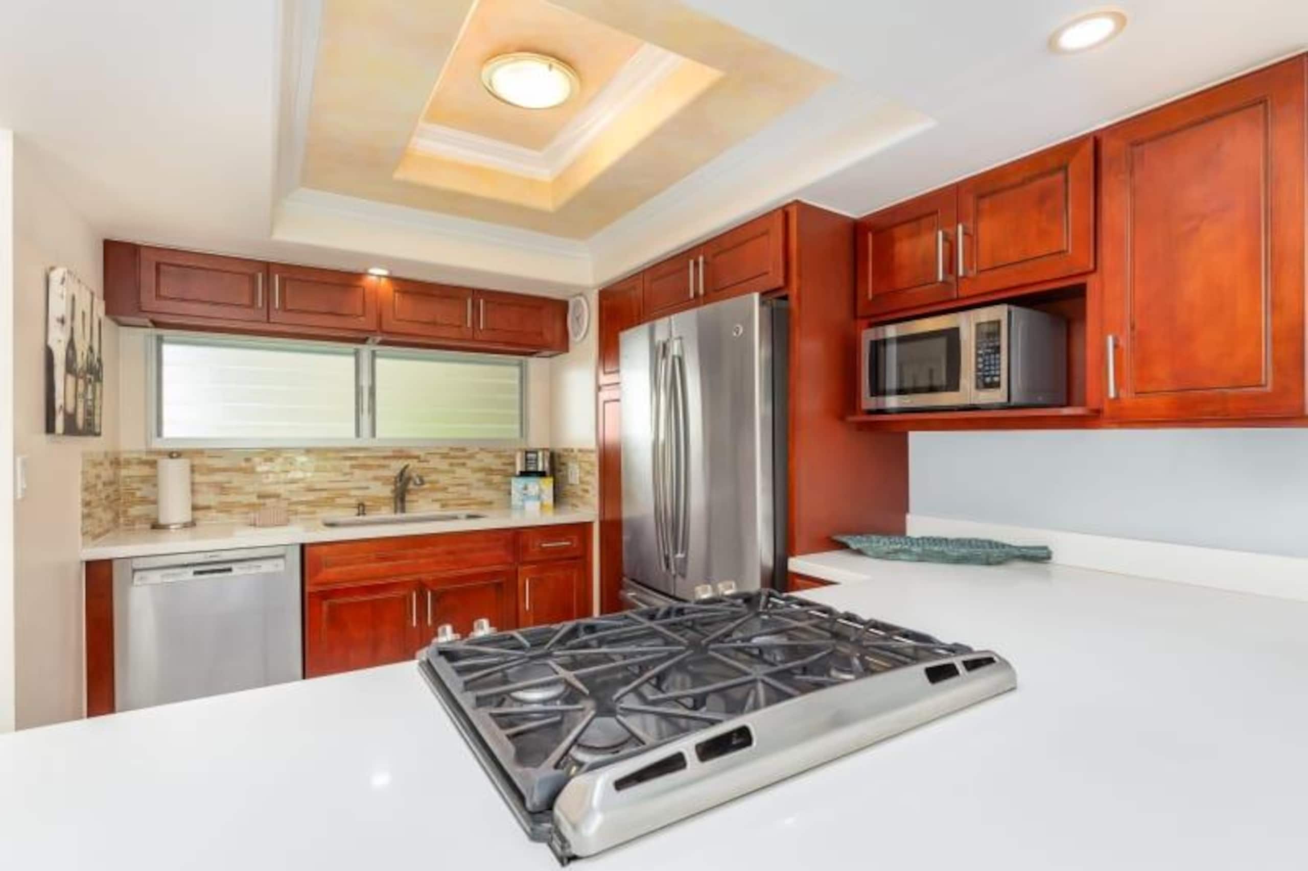Condo in Honolulu · ★4.83 · 1 bedroom · 1 bed · 1 shared bath - Image 9