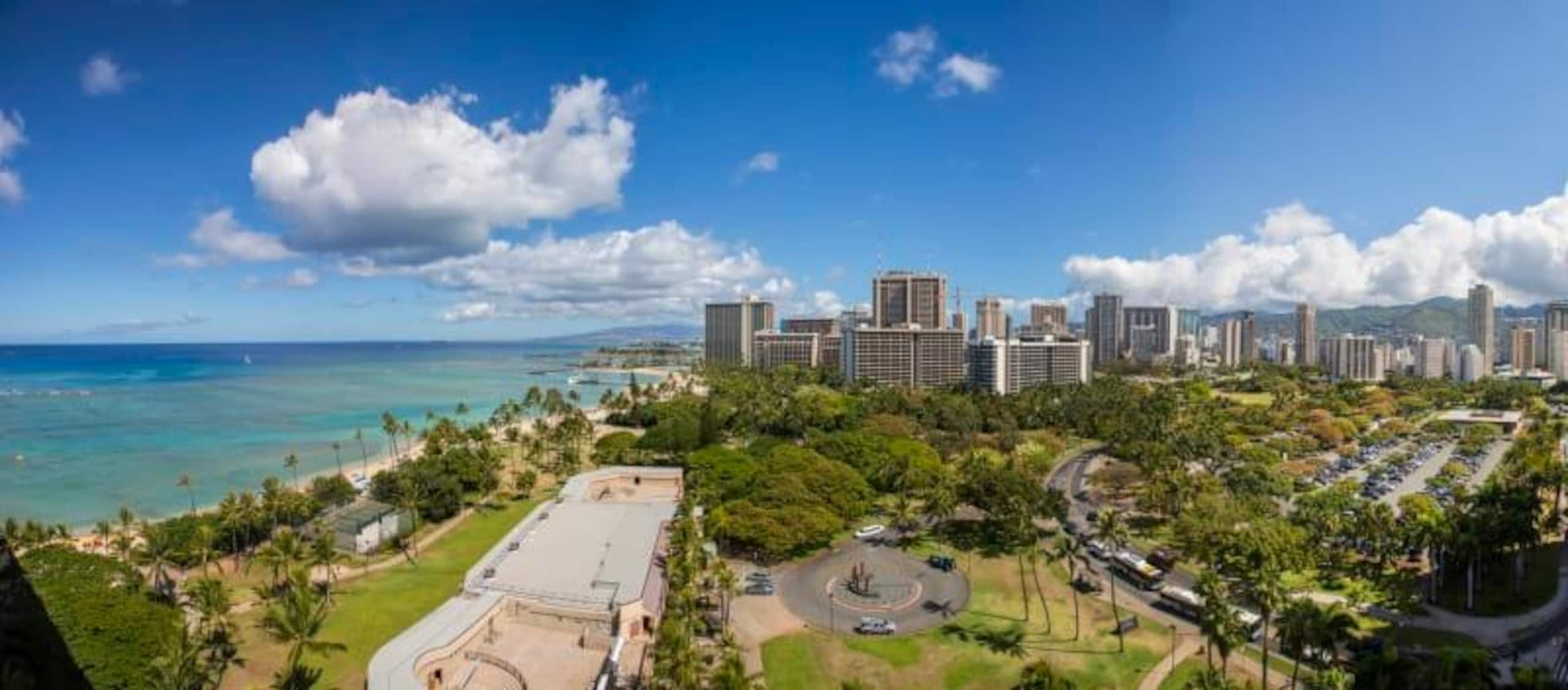 Condo in Honolulu · ★4.83 · 1 bedroom · 1 bed · 1 shared bath - Image 19