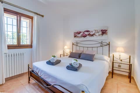 Top performing Airbnb: Puig den Guardiola - Ideal Property in Mallorca in Selva
