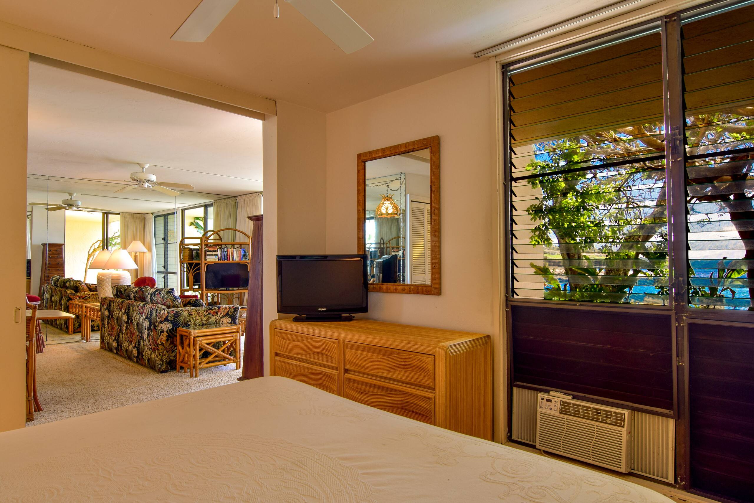 Condo in Lahaina · ★4.56 · 1 bedroom · 1 bed · 1 bath - Image 7