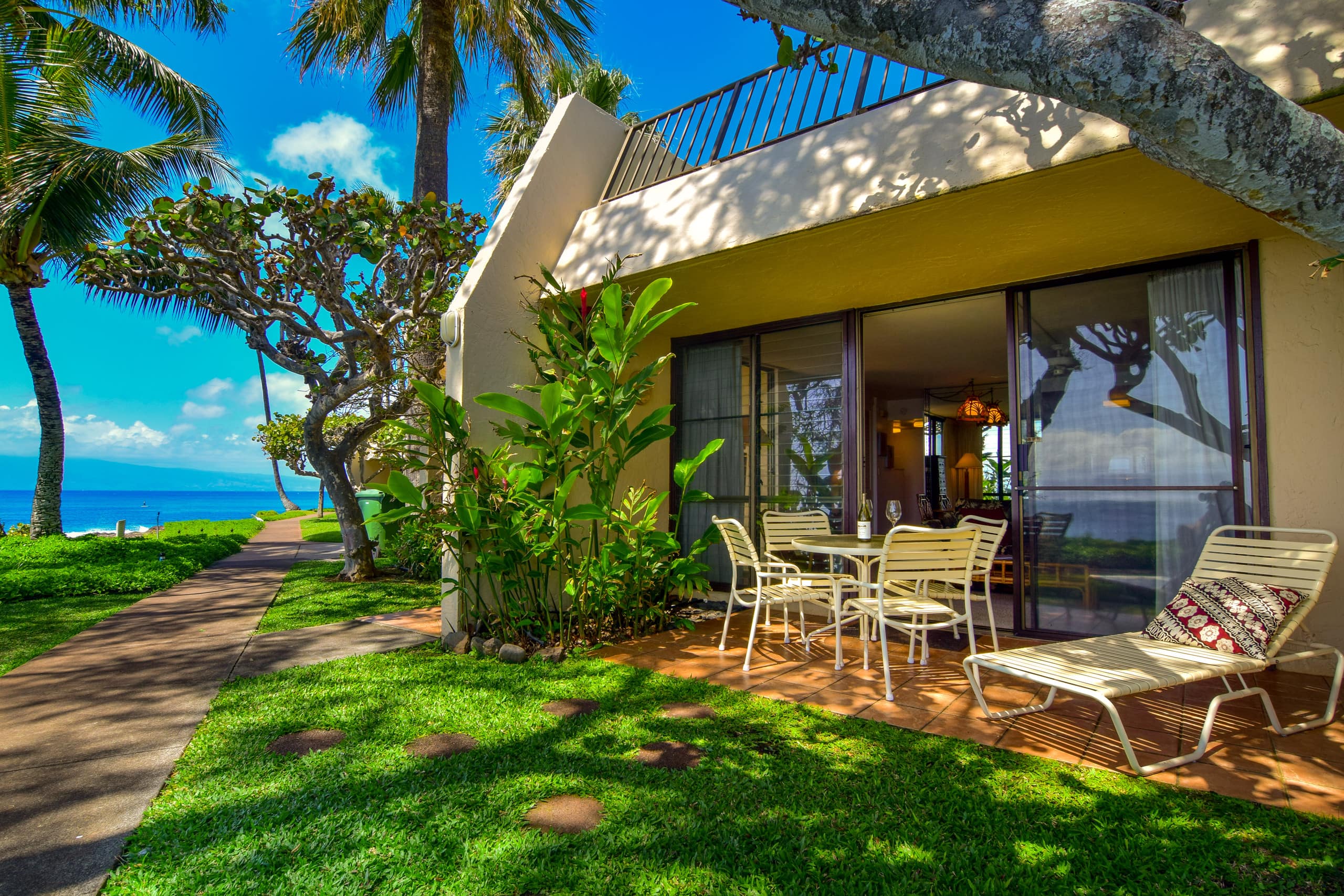 Condo in Lahaina · ★4.56 · 1 bedroom · 1 bed · 1 bath - Image 23