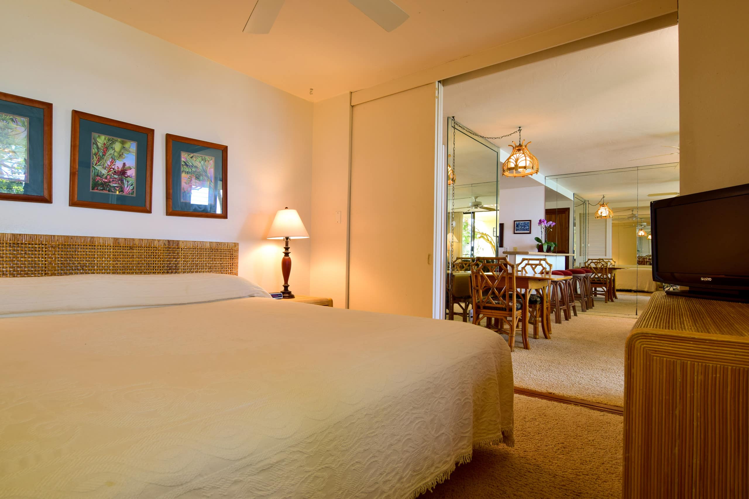 Condo in Lahaina · ★4.56 · 1 bedroom · 1 bed · 1 bath - Image 8