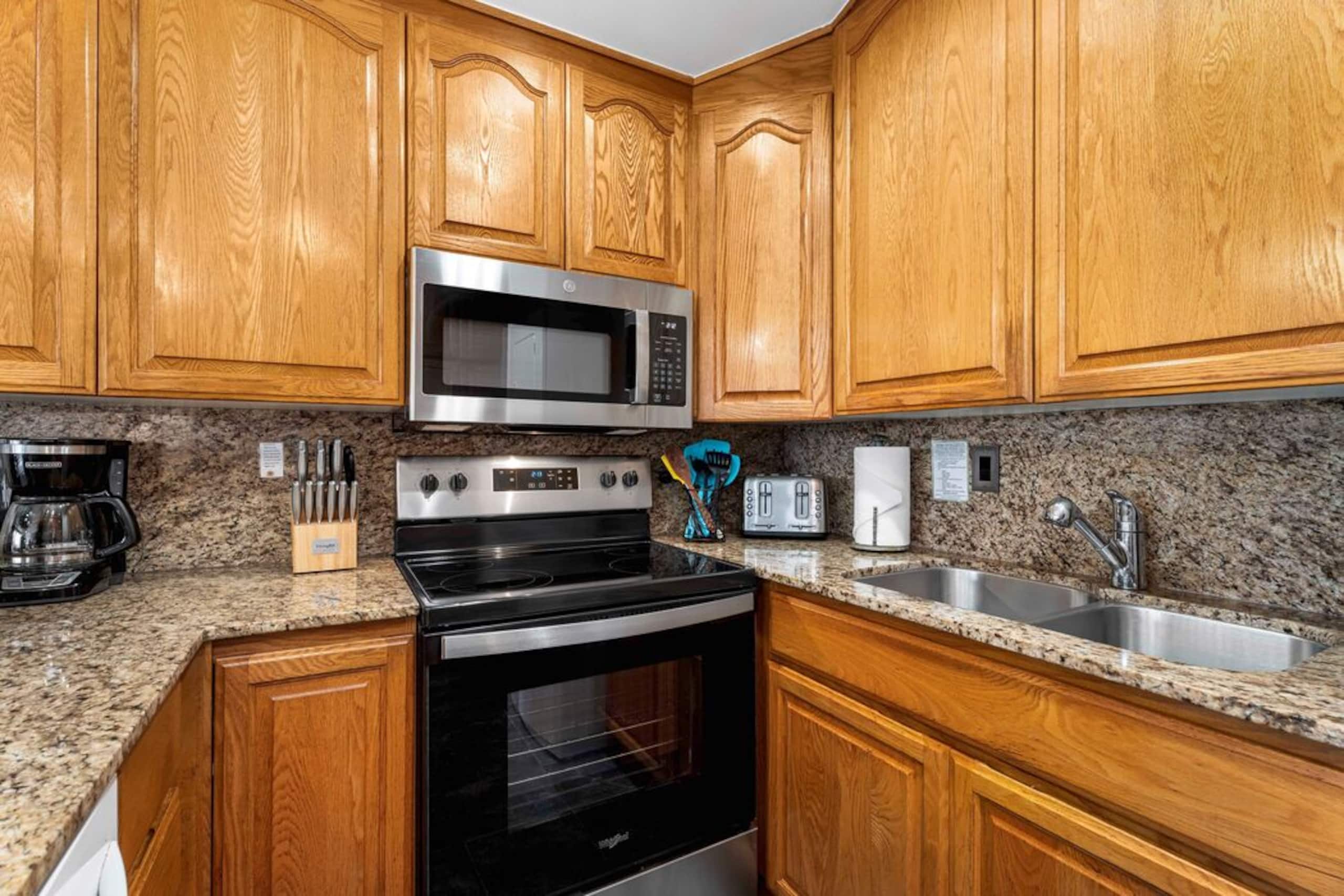 Condo in Kailua-Kona · ★5.0 · 1 bedroom · 2 beds · 1 private bath - Image 12