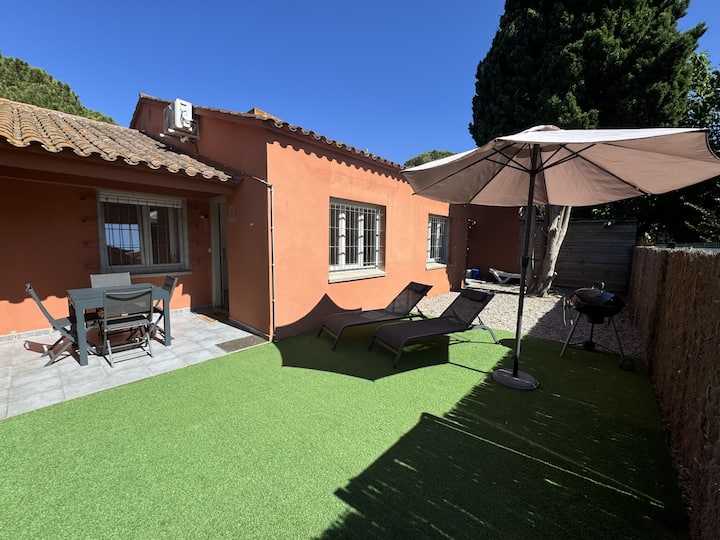 Gregal 1517 - Ac, Pool And With Parking - Costa Brava (Spain)
