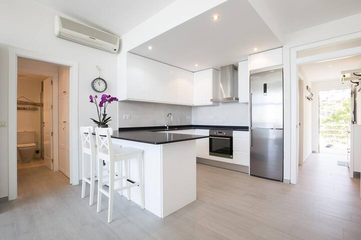 almadrava platja 1 -superb apartment on the beach gallery image 5