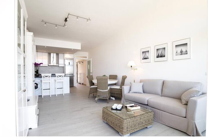 almadrava platja 1 -superb apartment on the beach gallery image 3