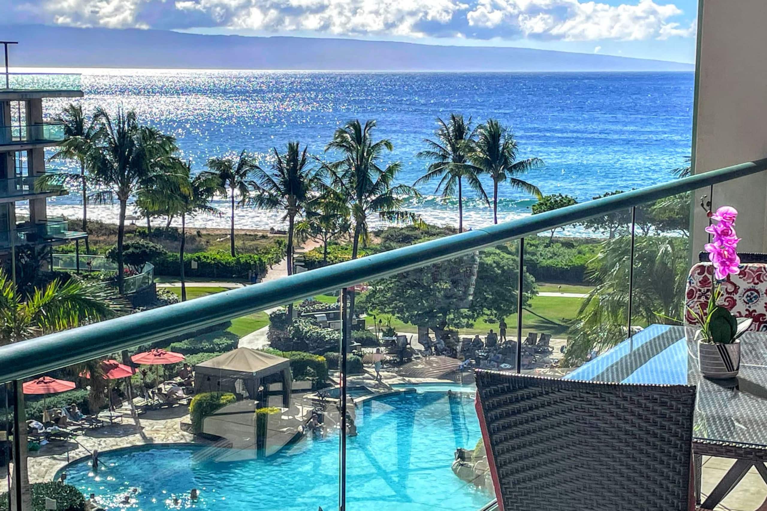 Condo in Lahaina · ★4.92 · 2 bedrooms · 3 beds · 2 baths - Image 1
