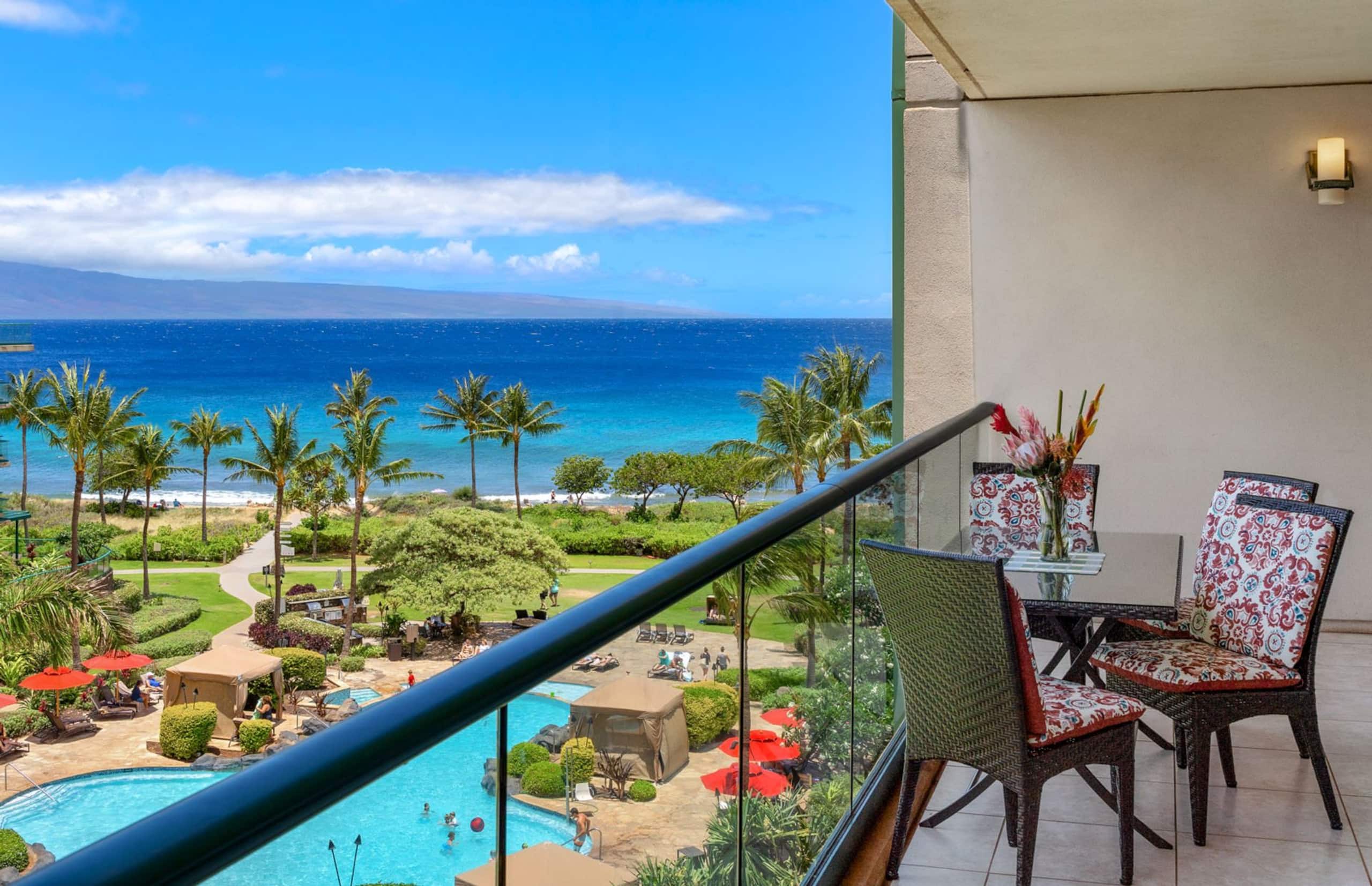 Condo in Lahaina · ★4.92 · 2 bedrooms · 3 beds · 2 baths - Image 3