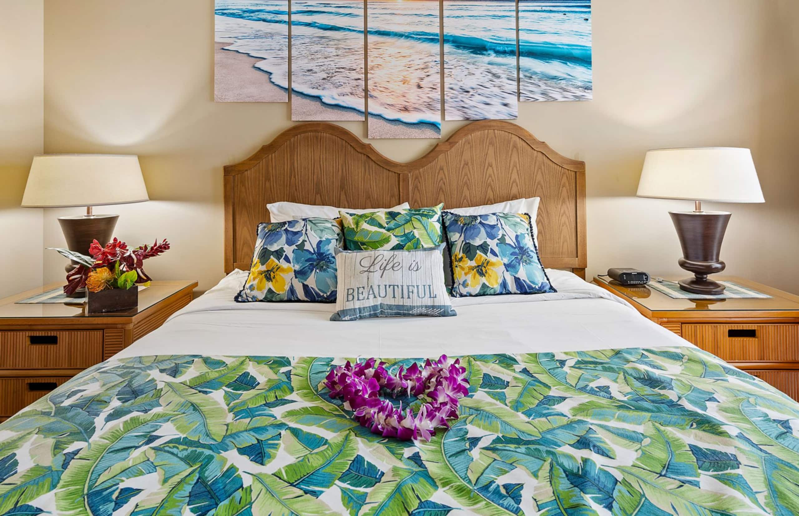 Condo in Lahaina · ★4.92 · 2 bedrooms · 3 beds · 2 baths - Image 21