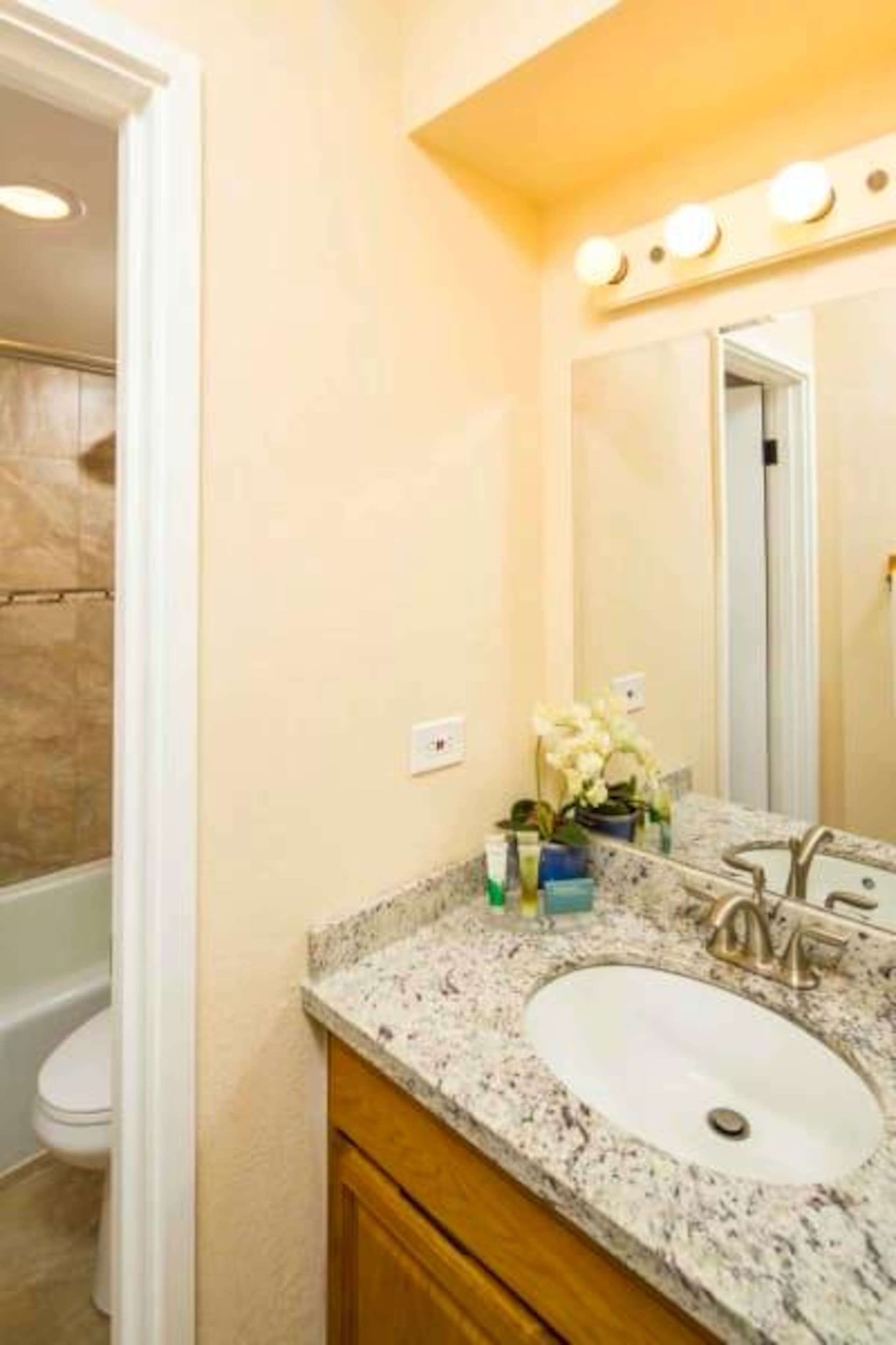 Condo in Poipu · ★4.8 · 2 bedrooms · 3 beds · 2 baths - Image 26