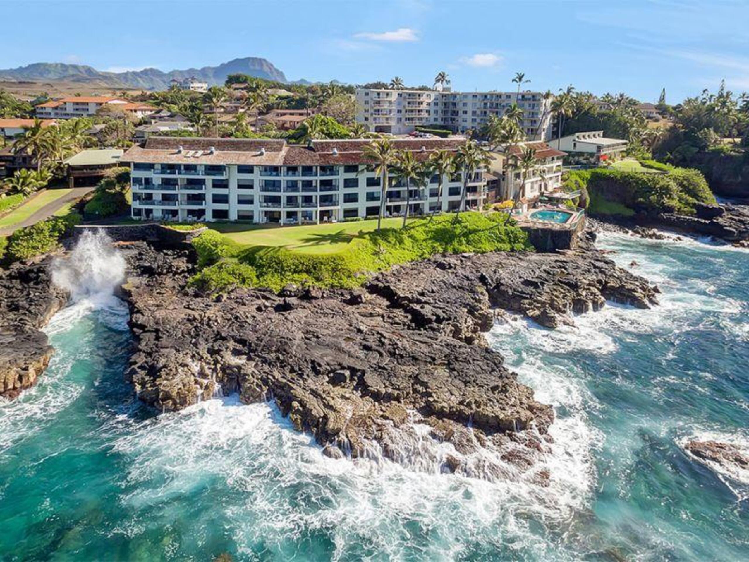 Condo in Poipu · ★4.8 · 2 bedrooms · 3 beds · 2 baths - Image 27