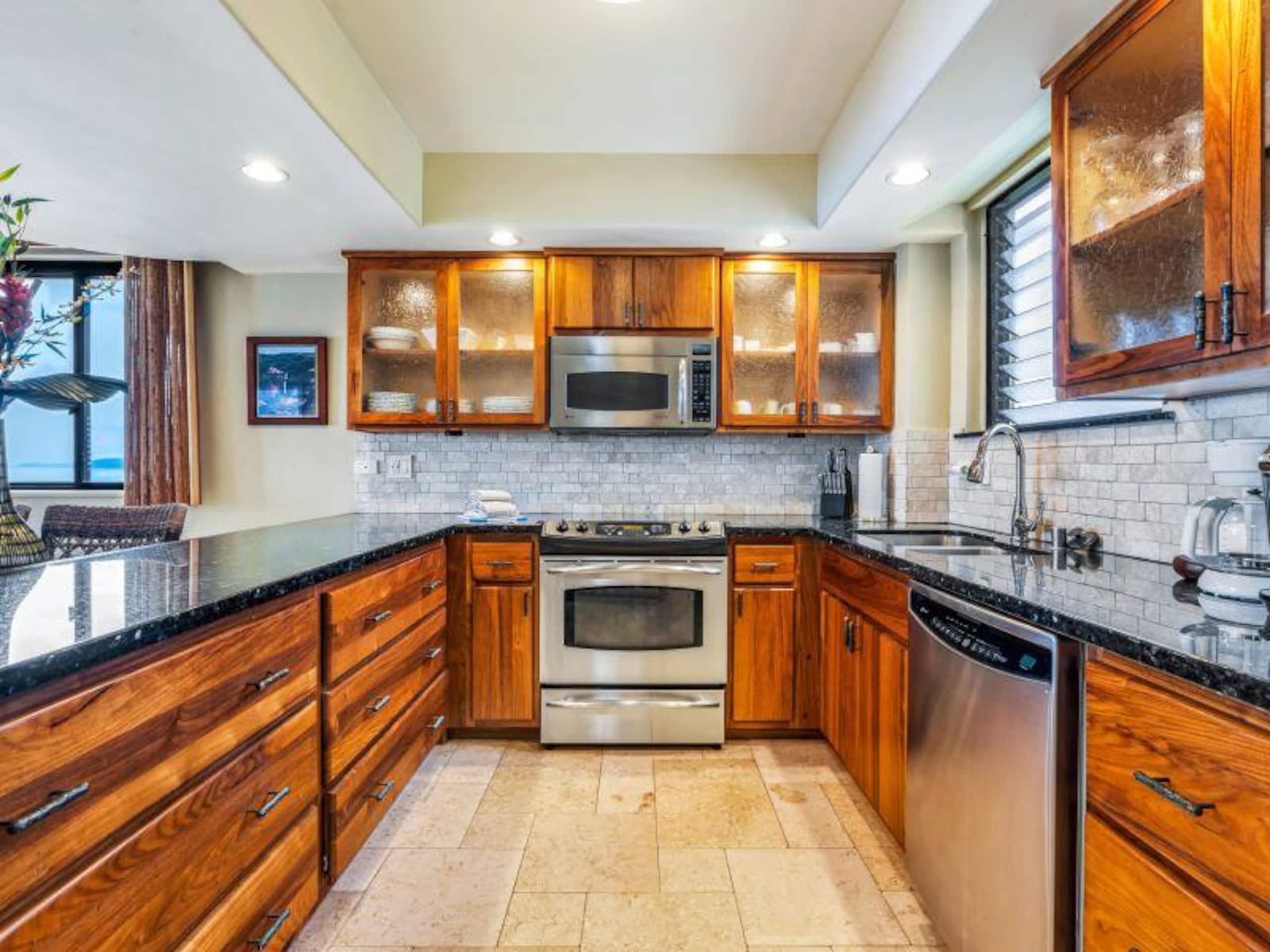 Condo in Poipu · ★4.81 · 2 bedrooms · 3 beds · 2 baths - Image 5