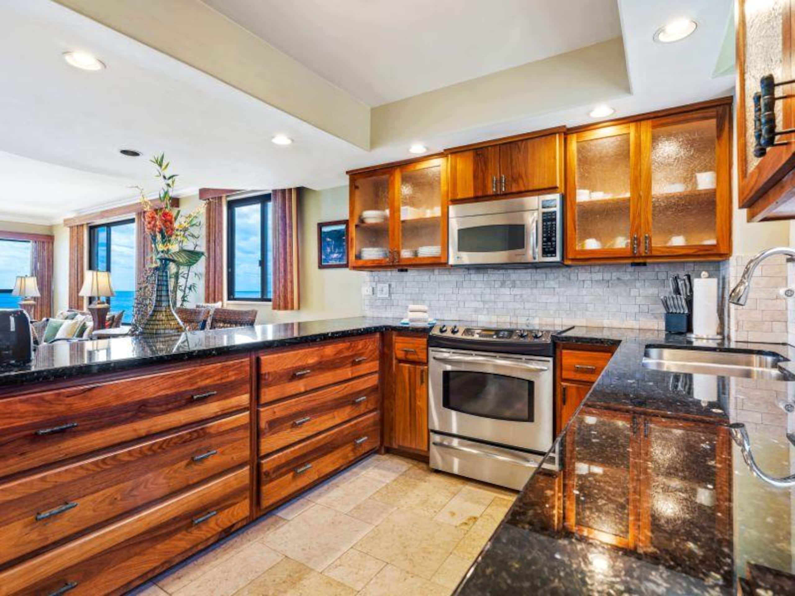 Condo in Poipu · ★4.81 · 2 bedrooms · 3 beds · 2 baths - Image 7