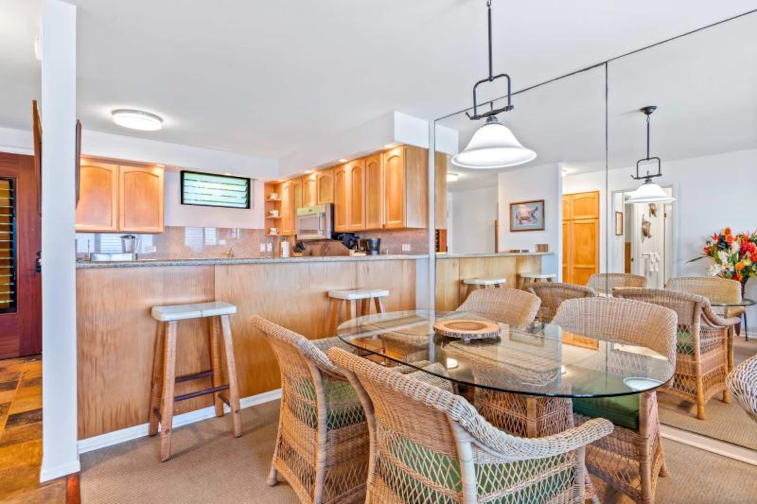 Condo in Poipu · ★4.82 · 2 bedrooms · 3 beds · 2 baths - Image 15