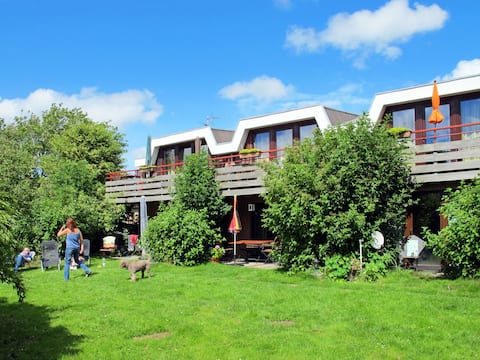 Popular Airbnb listing: North Sea vacation home by Interhome in Friedrichskoog