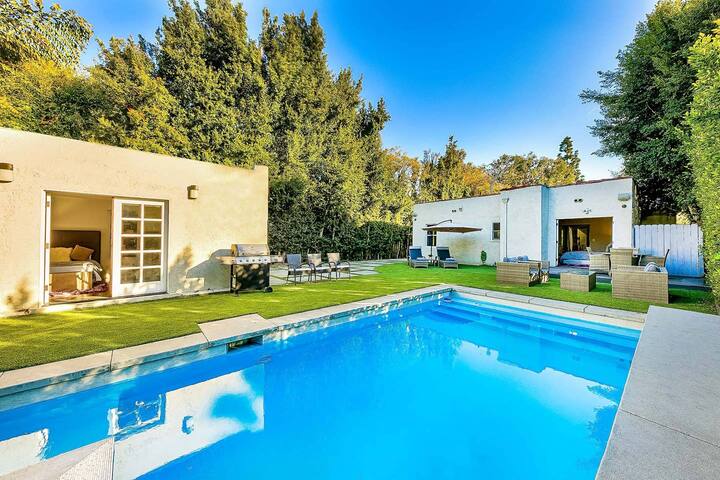 The Olympic Pearl Villa gallery image 3