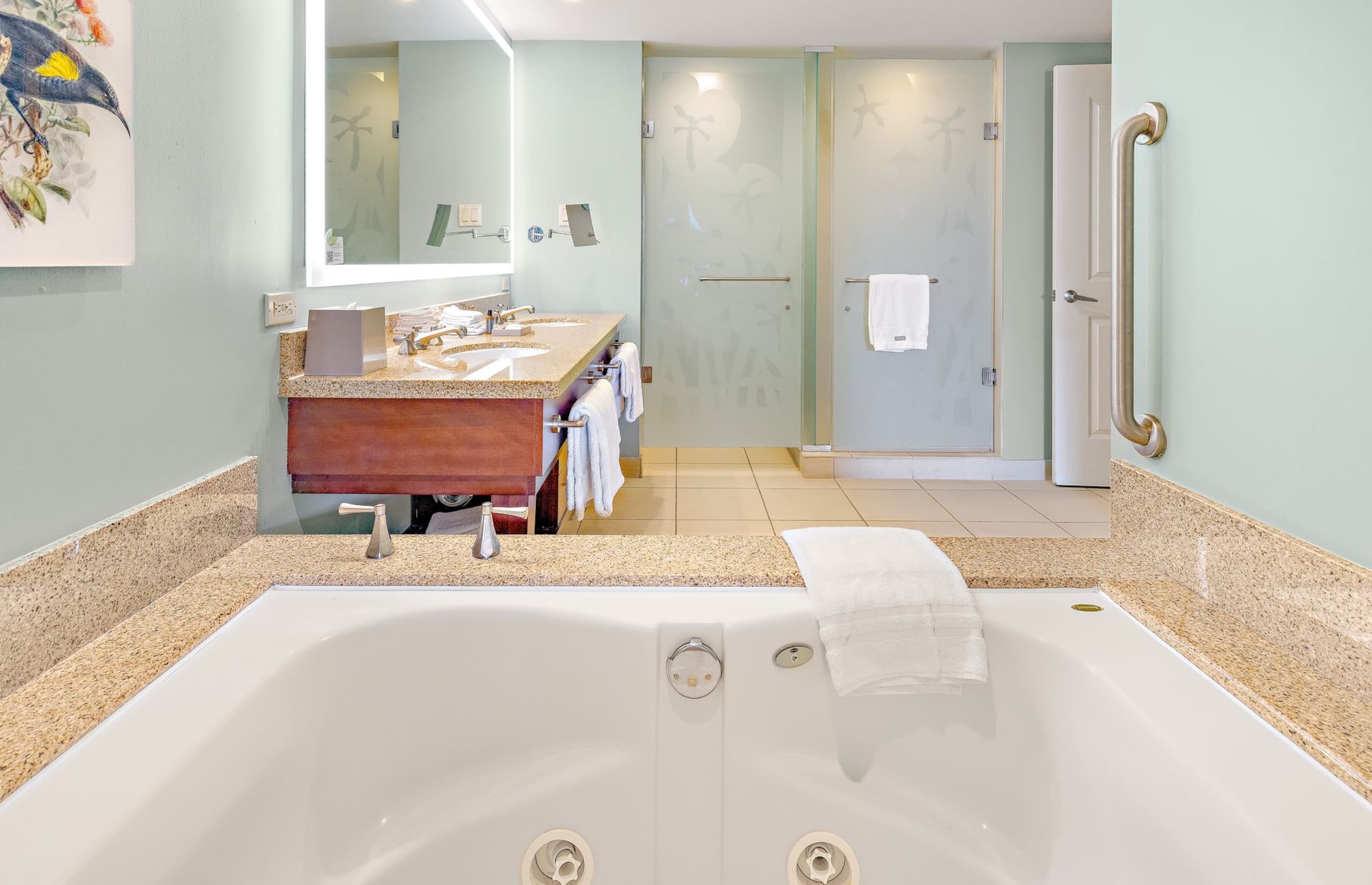 Condo in Lahaina · ★5.0 · 2 bedrooms · 4 beds · 2 baths - Image 16