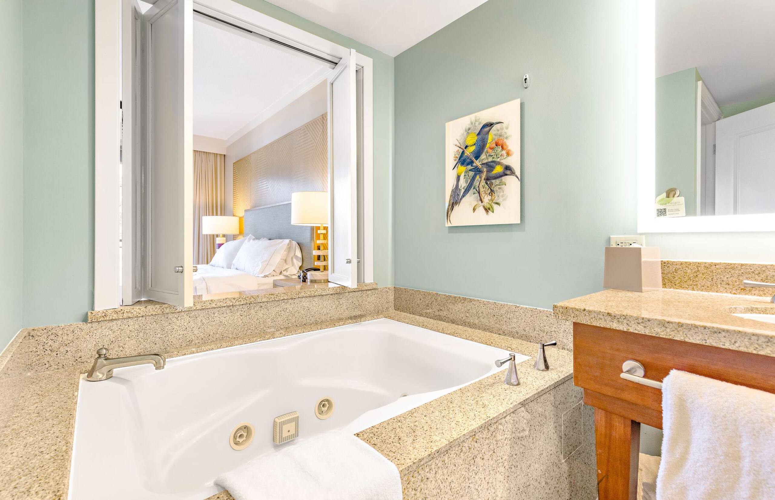 Condo in Lahaina · ★5.0 · 2 bedrooms · 4 beds · 2 baths - Image 15