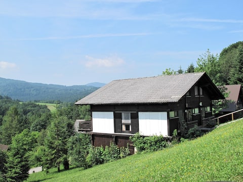 Leistungsstarkes Airbnb: Salzburg by Interhome in Siegsdorf