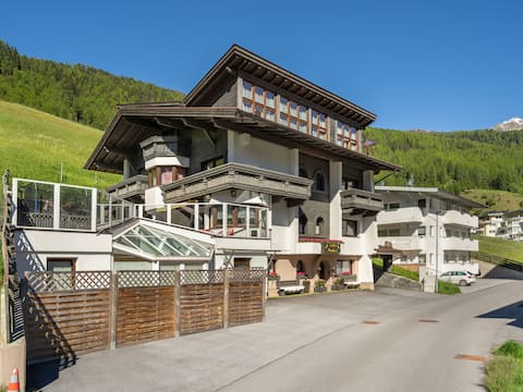 Successful Airbnb property: Nadine by Interhome in Sölden