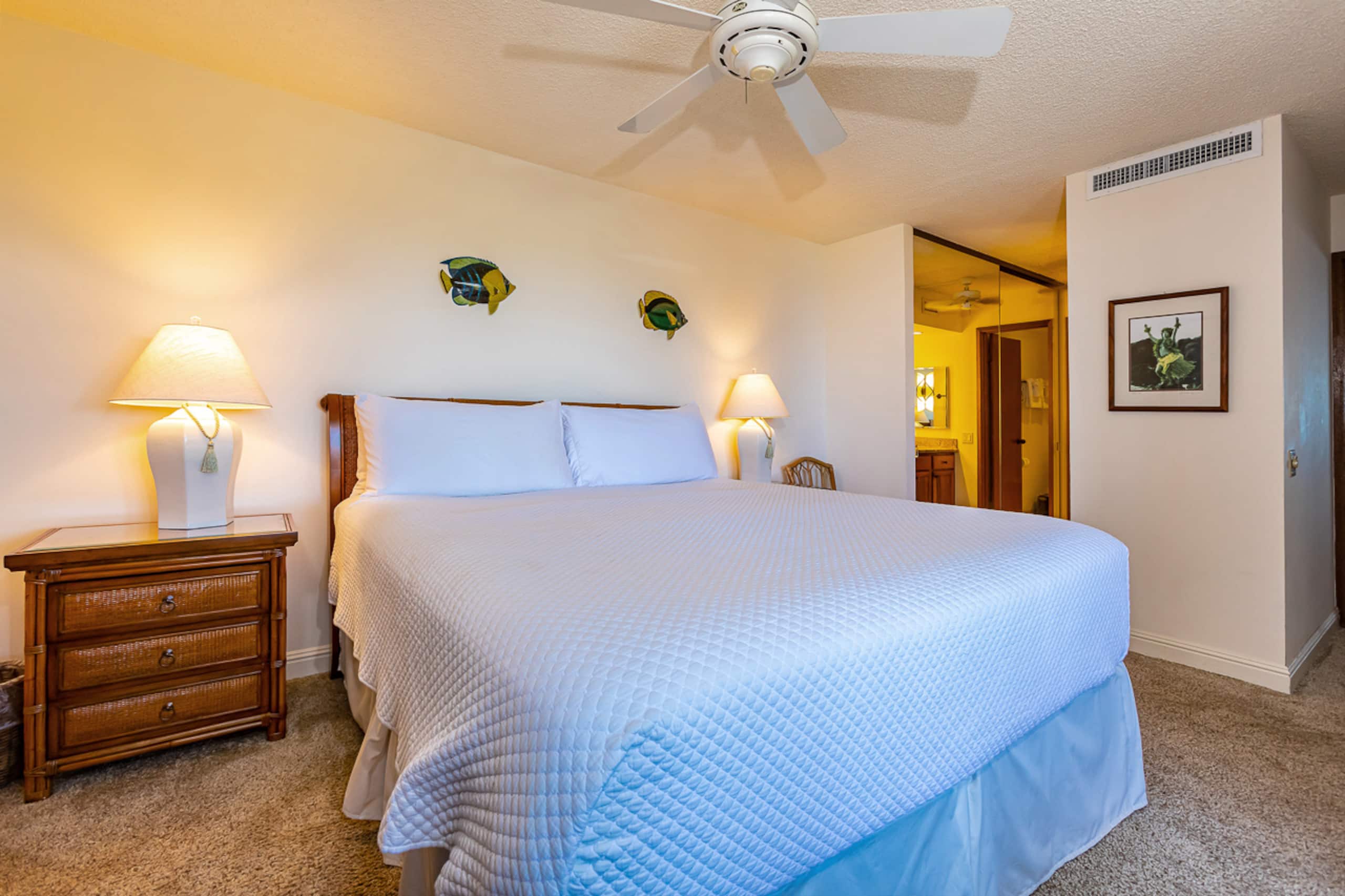 Condo in Kihei · ★4.97 · 2 bedrooms · 4 beds · 2 baths - Image 16