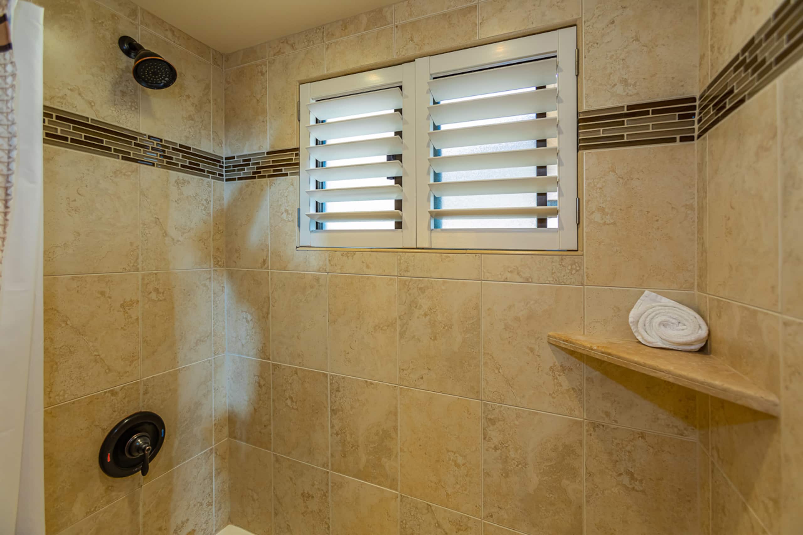 Condo in Kihei · ★4.97 · 2 bedrooms · 4 beds · 2 baths - Image 27
