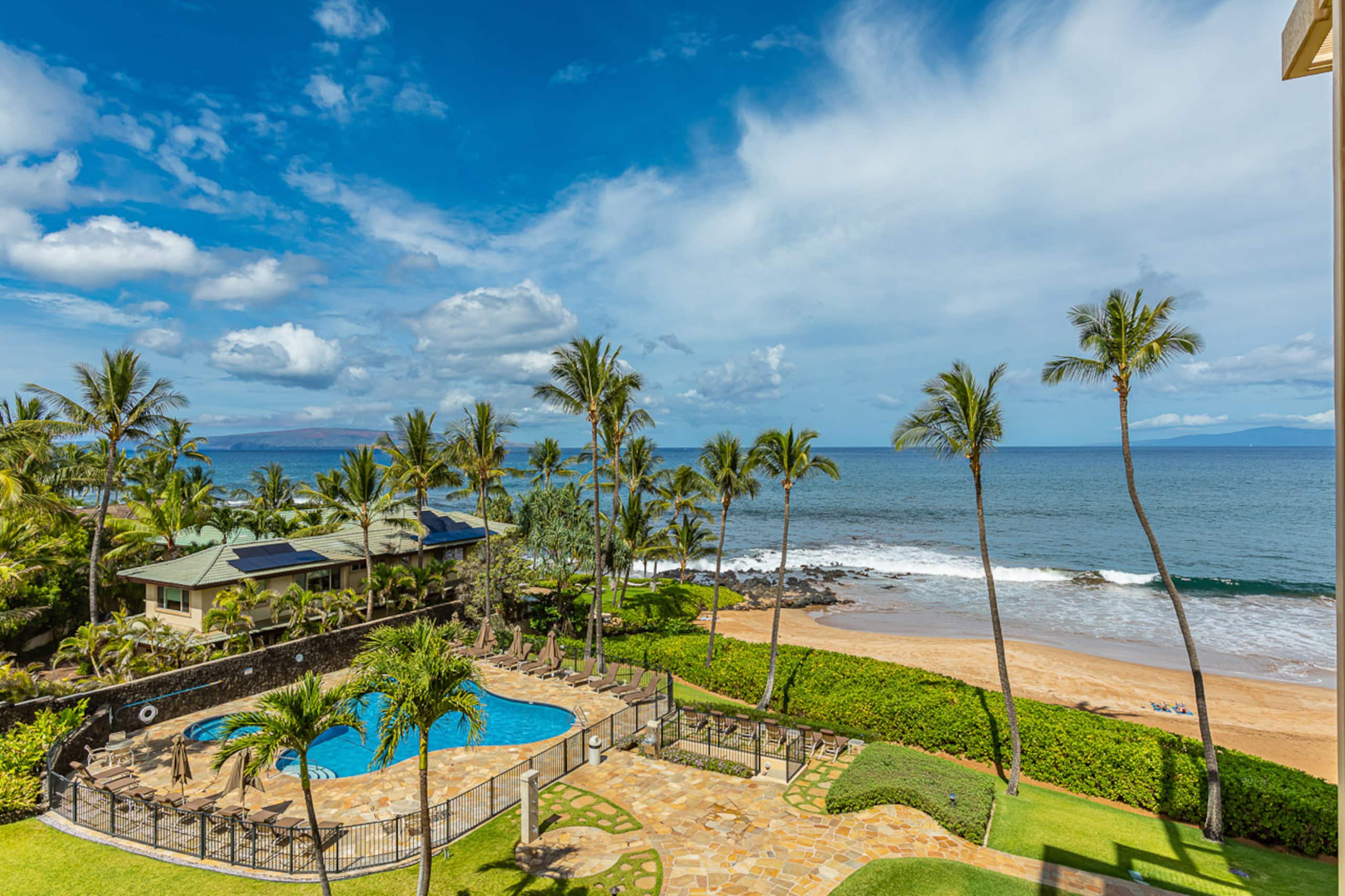 Condo in Kihei · ★4.97 · 2 bedrooms · 4 beds · 2 baths - Image 5