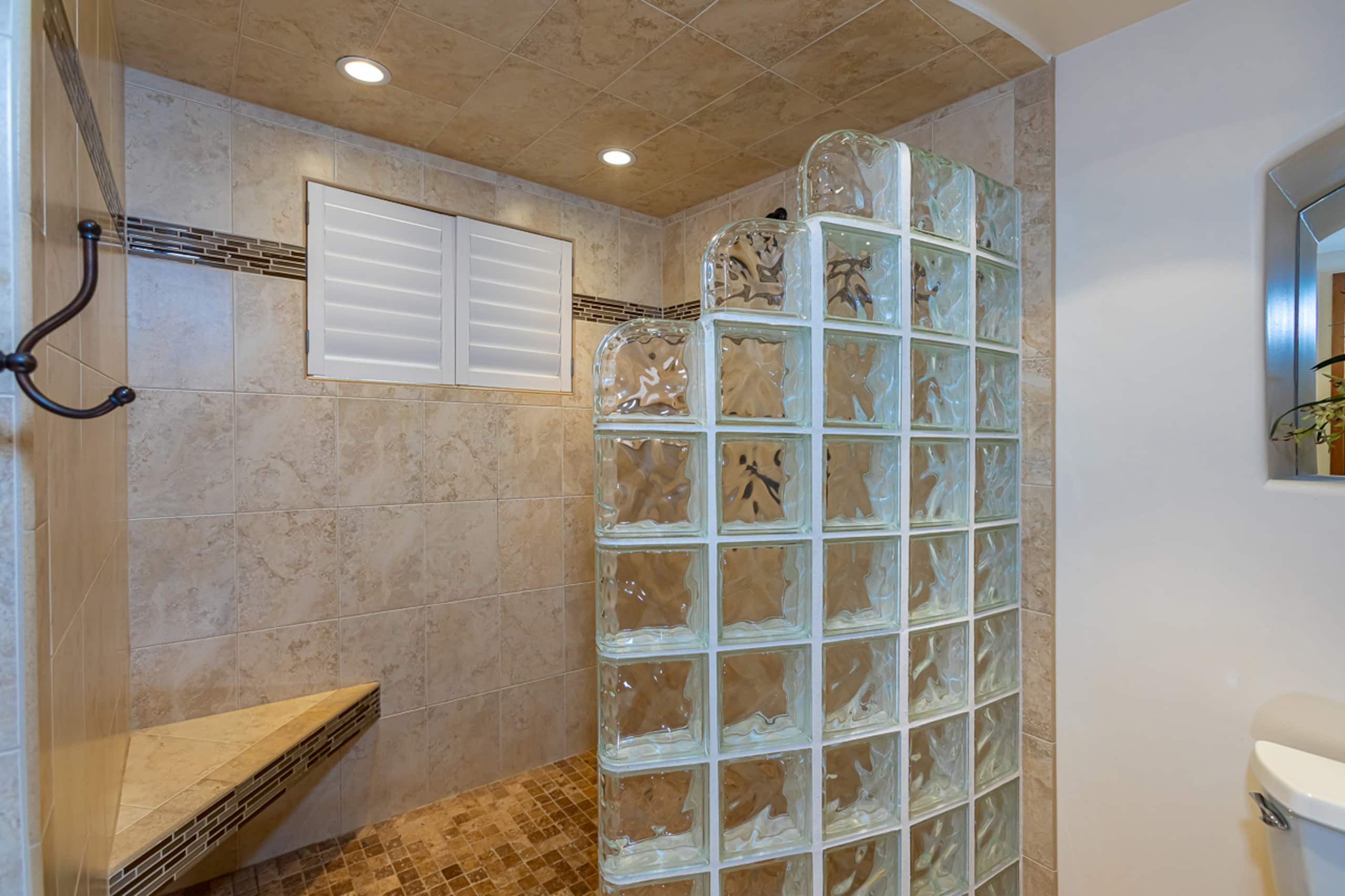 Condo in Kihei · ★4.97 · 2 bedrooms · 4 beds · 2 baths - Image 21