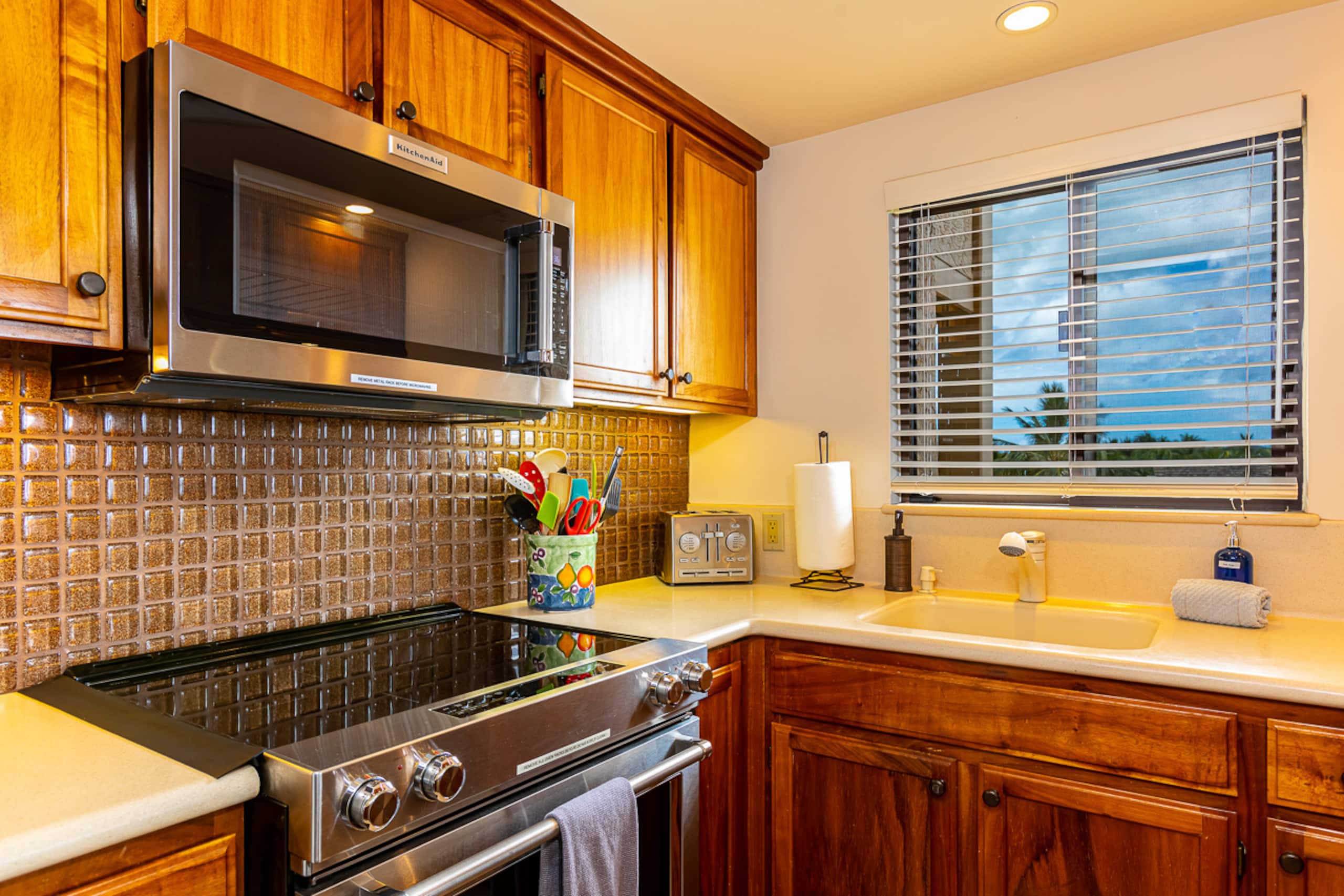 Condo in Kihei · ★4.97 · 2 bedrooms · 4 beds · 2 baths - Image 14