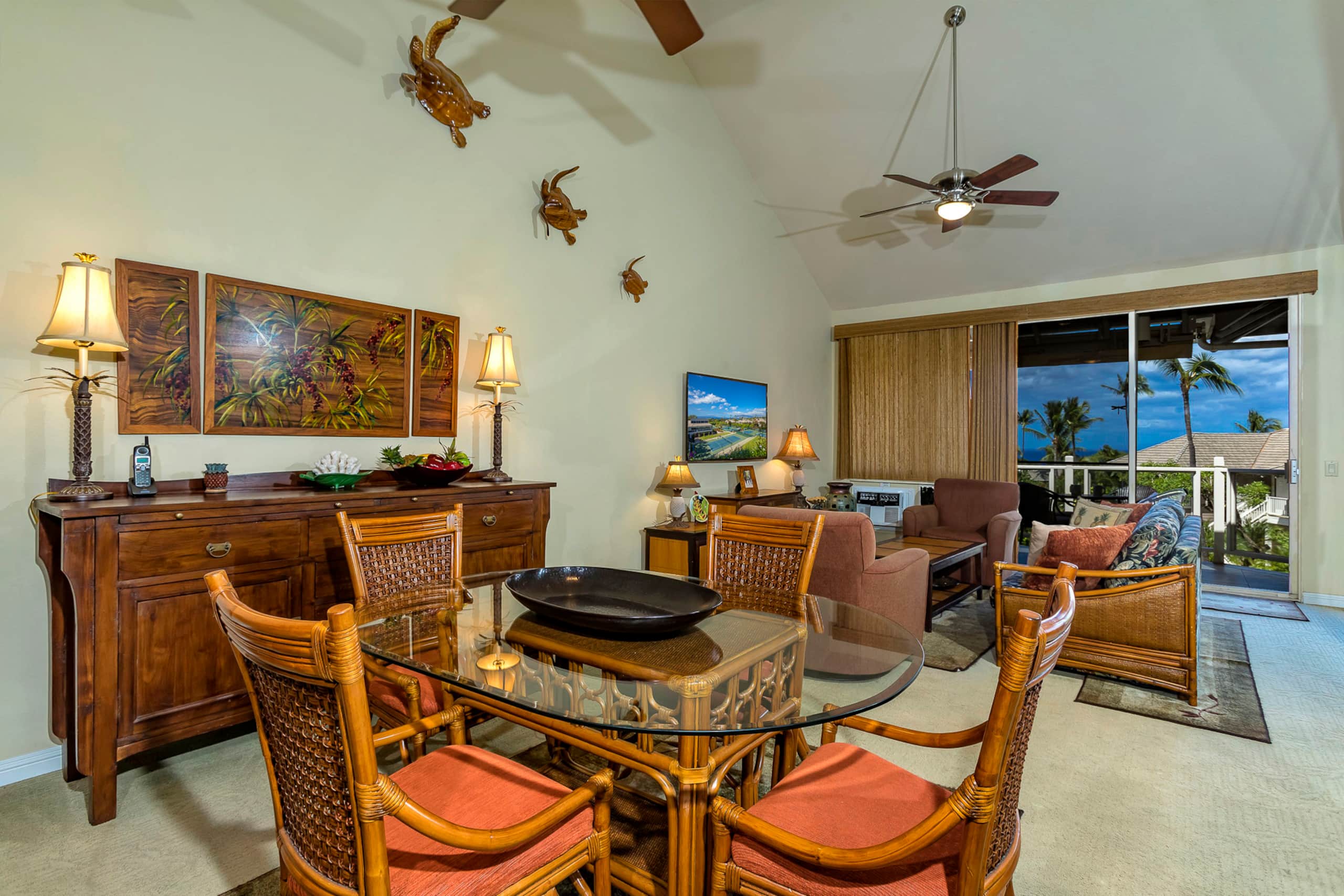 Condo in Kihei · ★4.88 · 2 bedrooms · 4 beds · 2 shared baths - Image 11