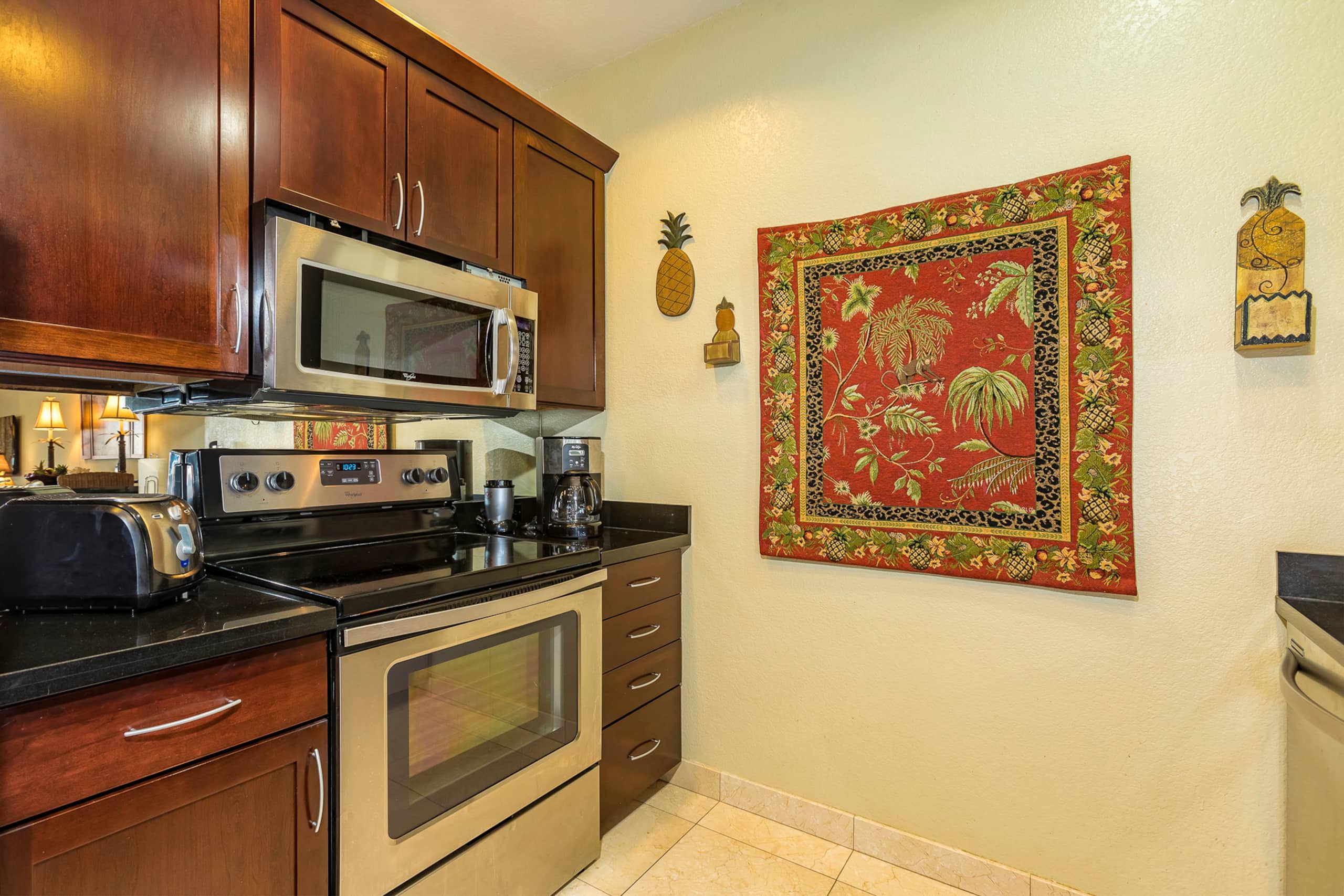 Condo in Kihei · ★4.88 · 2 bedrooms · 4 beds · 2 shared baths - Image 16