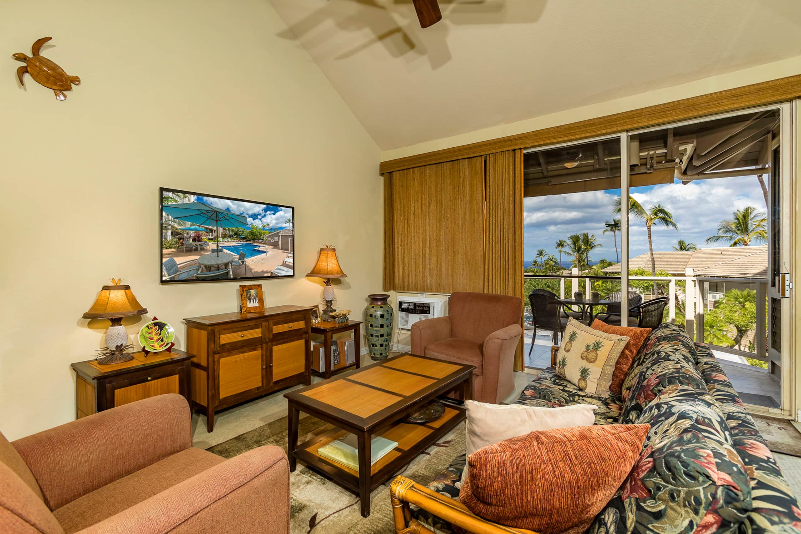 Condo in Kihei · ★4.88 · 2 bedrooms · 4 beds · 2 shared baths - Image 10
