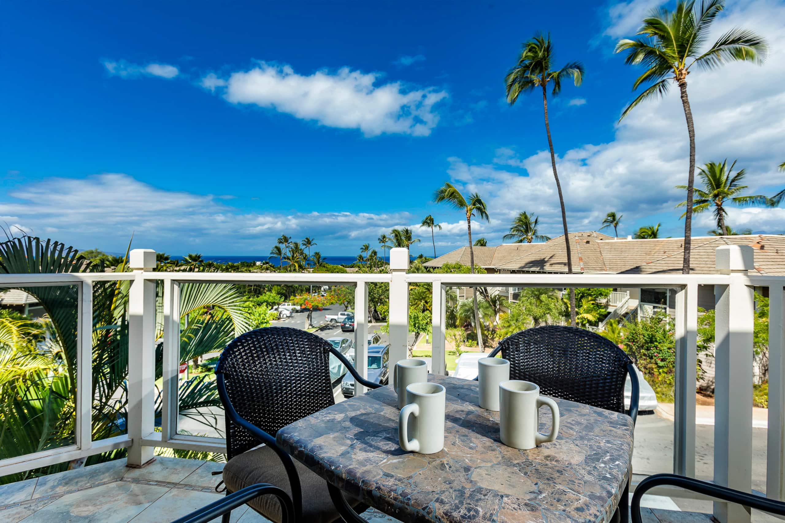Condo in Kihei · ★4.88 · 2 bedrooms · 4 beds · 2 shared baths - Image 6