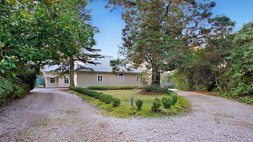 Holiday Blue Mountain managed Airbnb listing 3