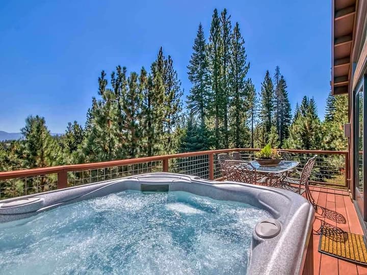 Above The Pines - Hot Tub, Pet Friendly, Hoa - Truckee, CA