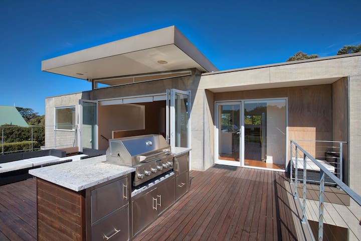 Pride and Prejudice – Free nights this Spring!