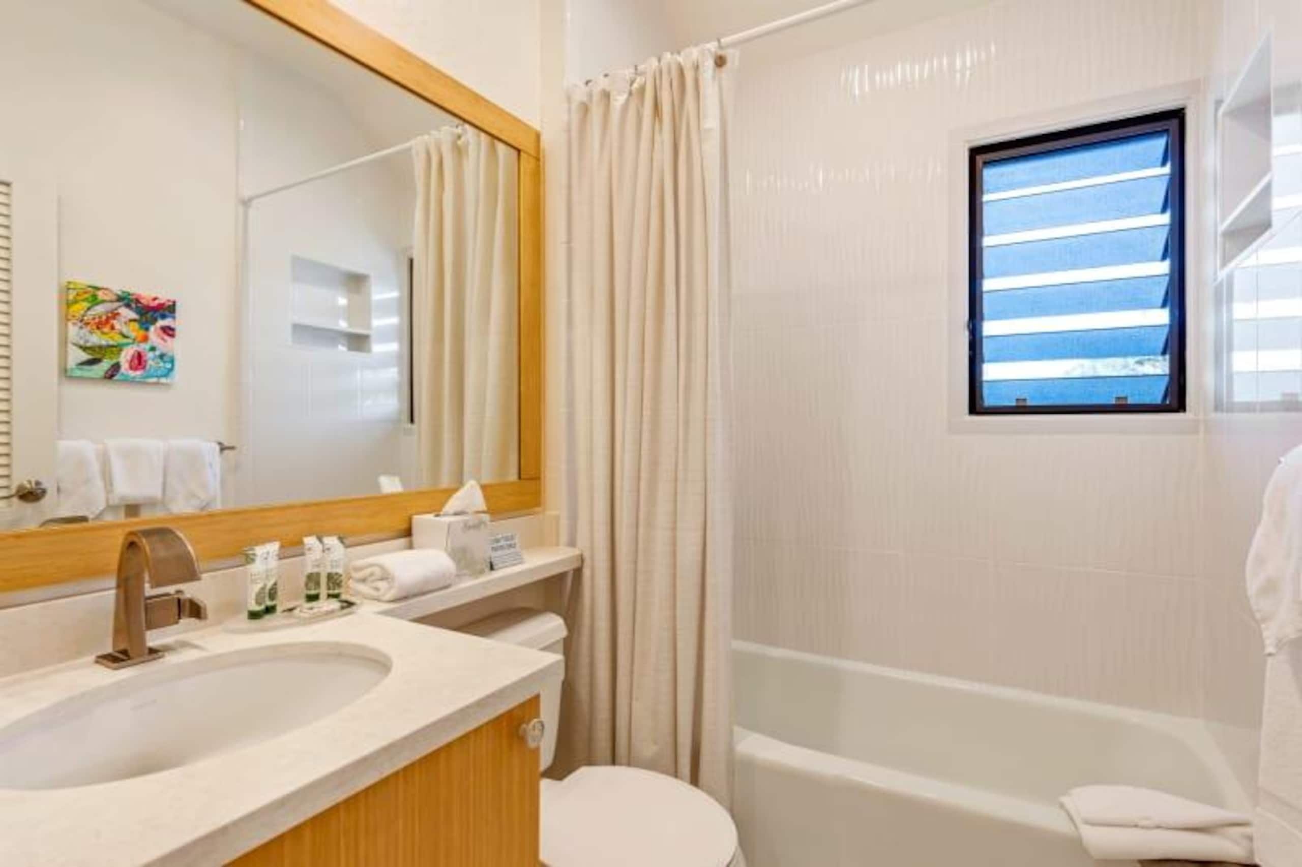 Condo in LIHUE, KAUAI · ★4.69 · 3 bedrooms · 4 beds · 2 baths - Photo 12