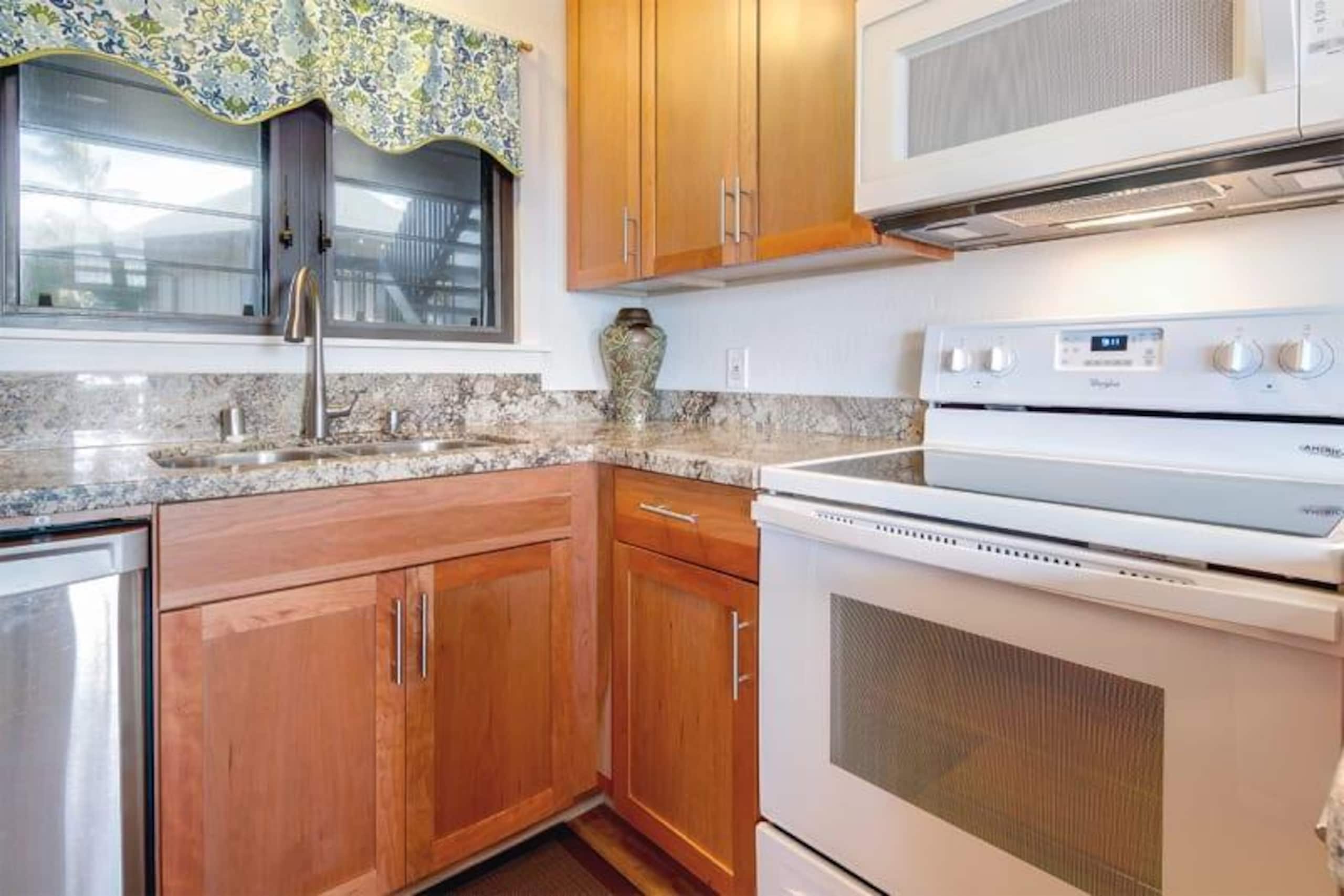 Condo in LIHUE, KAUAI · ★4.65 · 2 bedrooms · 3 beds · 2 baths - Photo 7