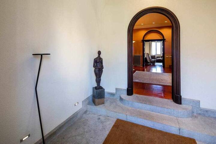 Casa señorial Triadú-Marqués, Girona gallery image 5